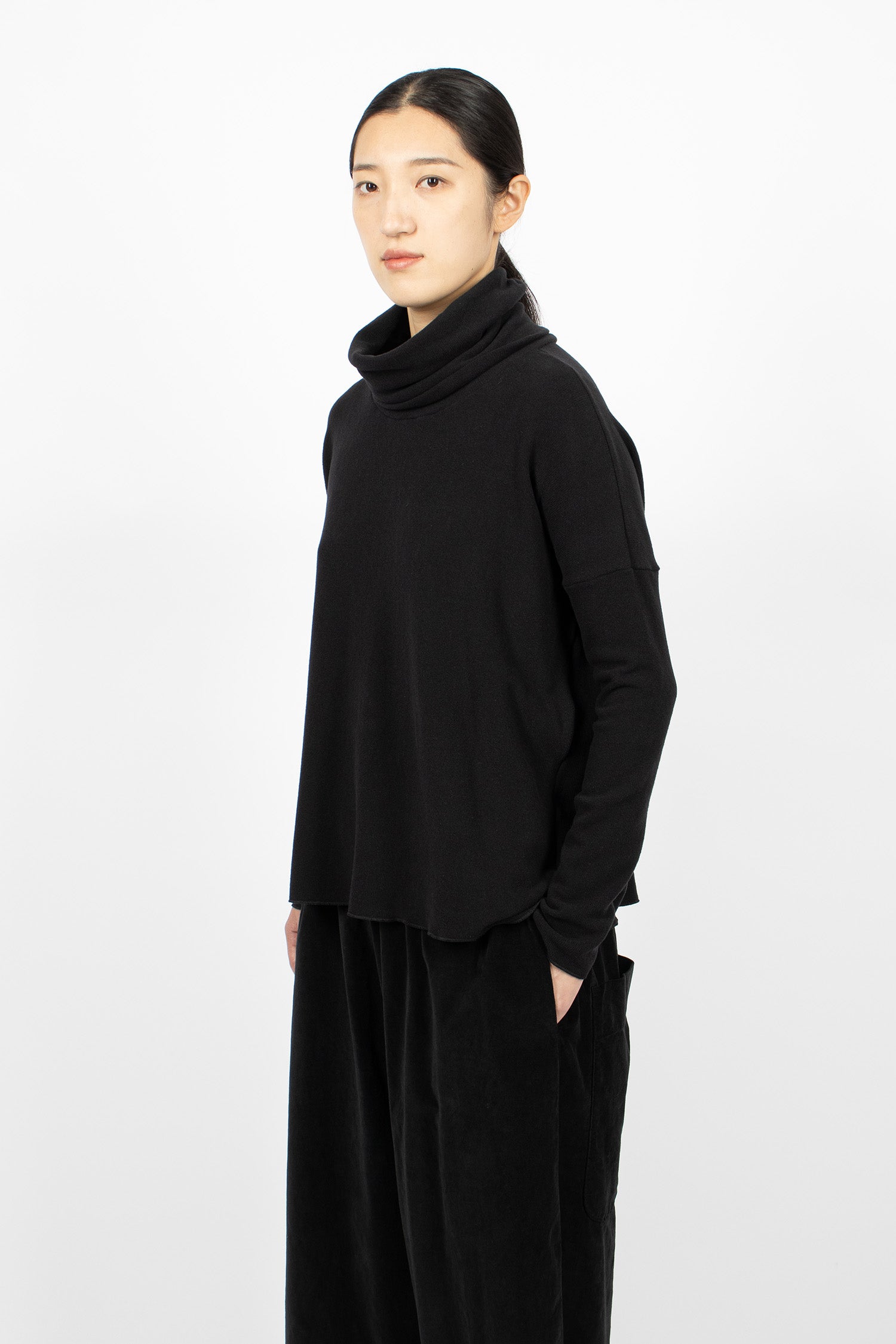 1944 Turtleneck JP Black