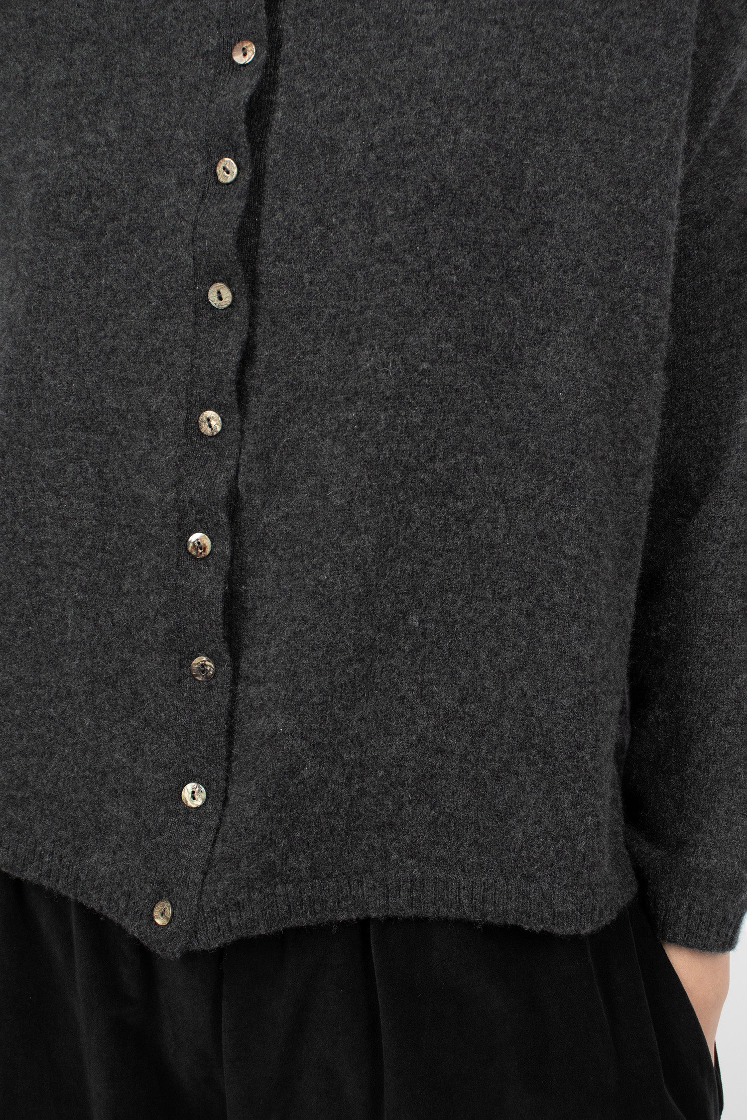 41_192 Cashmere Polo Aperta Almost Black