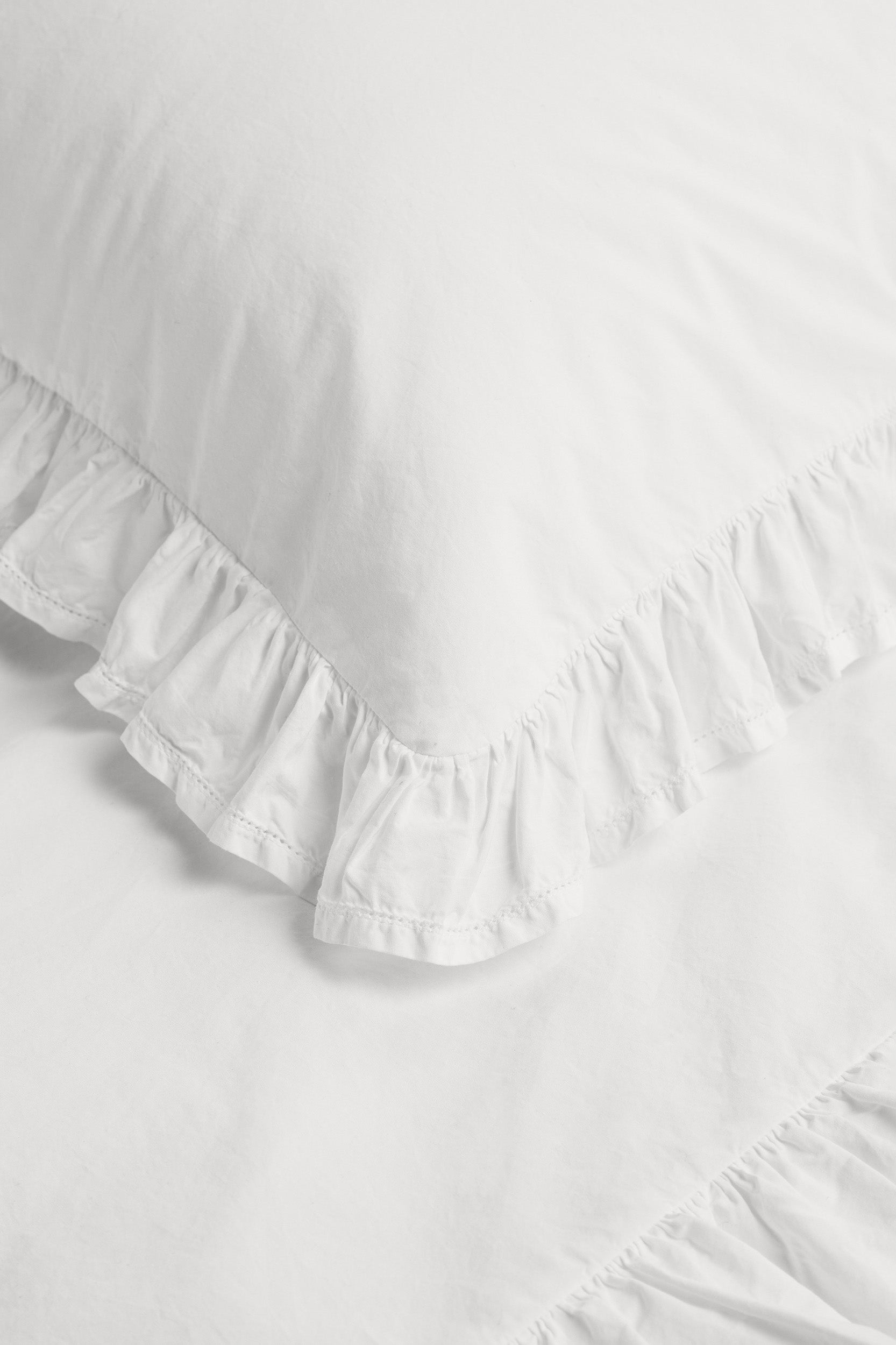 Broderie Anglaise Elodie Pillowcase Broken White