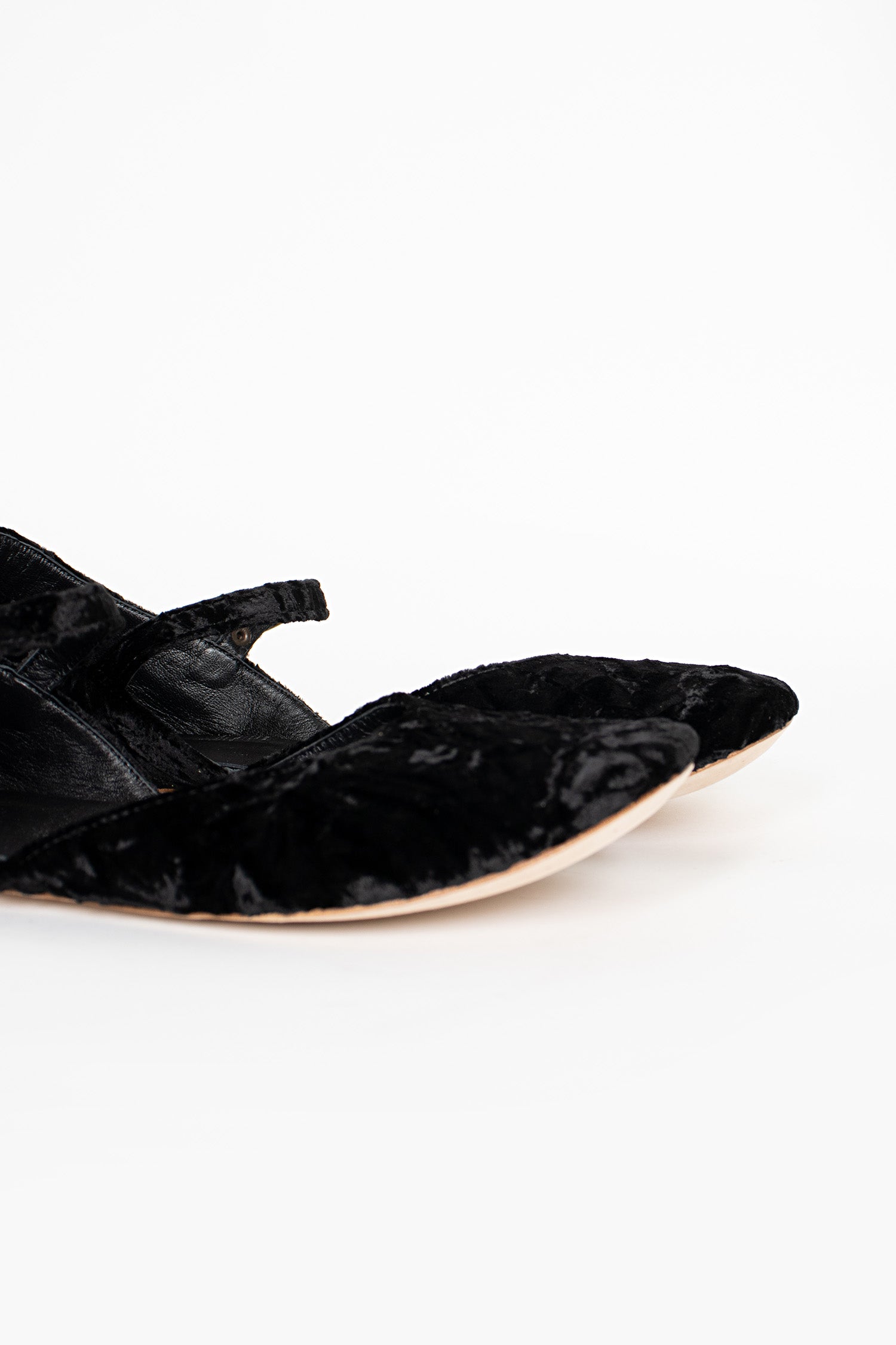 Open Ballerina Black Velvet