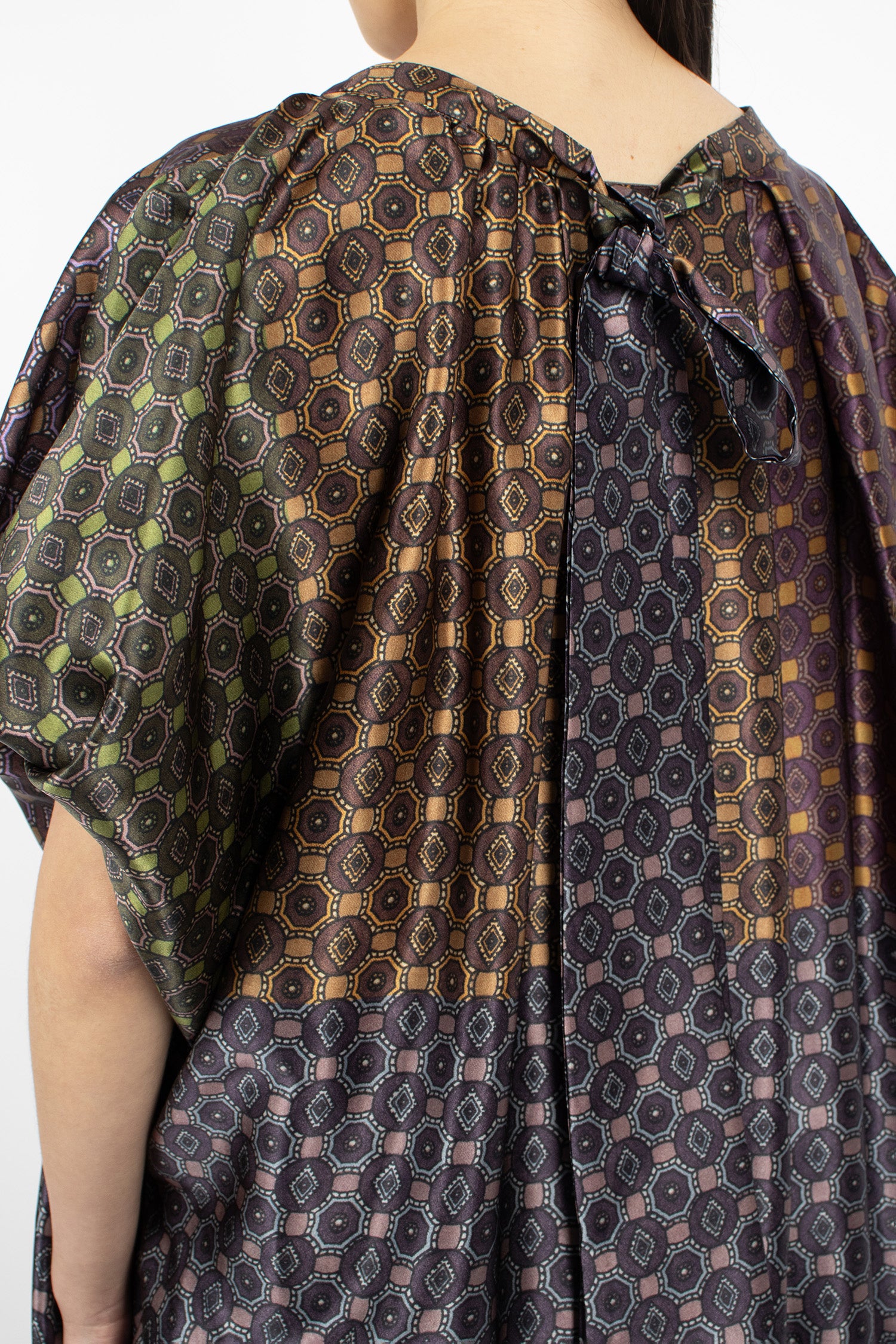 Silk Pussy-Bow Dress Dessin C