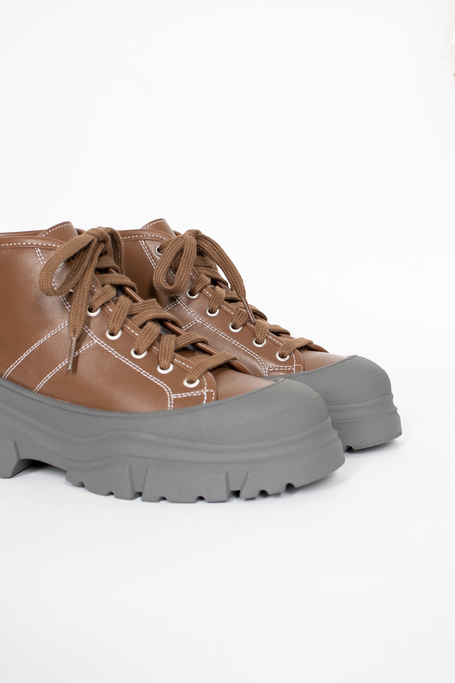 Chunky Outsole Sneaker Brown/Grey