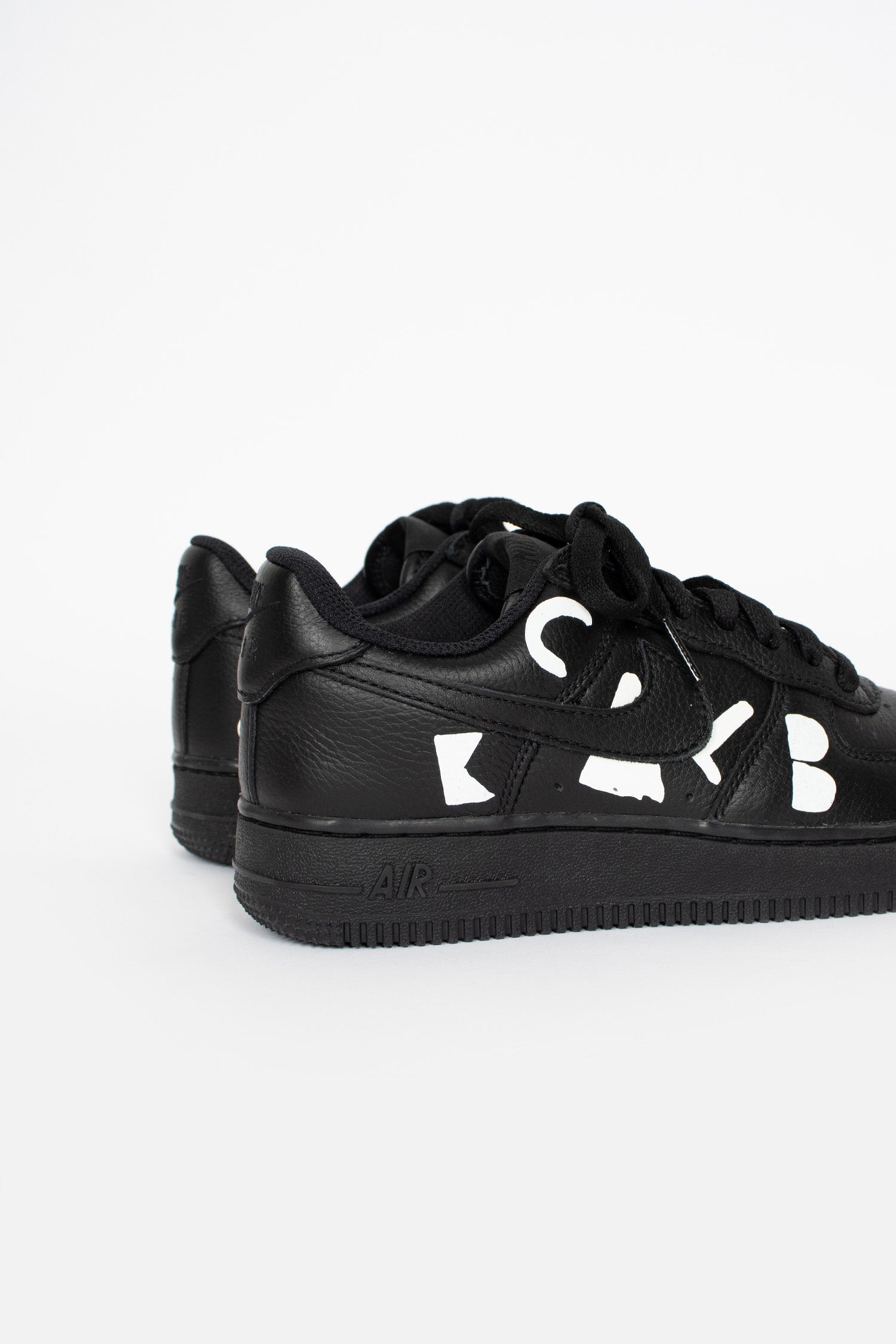 CDG BLACK x Nike Air Force 1 Low Retro Black