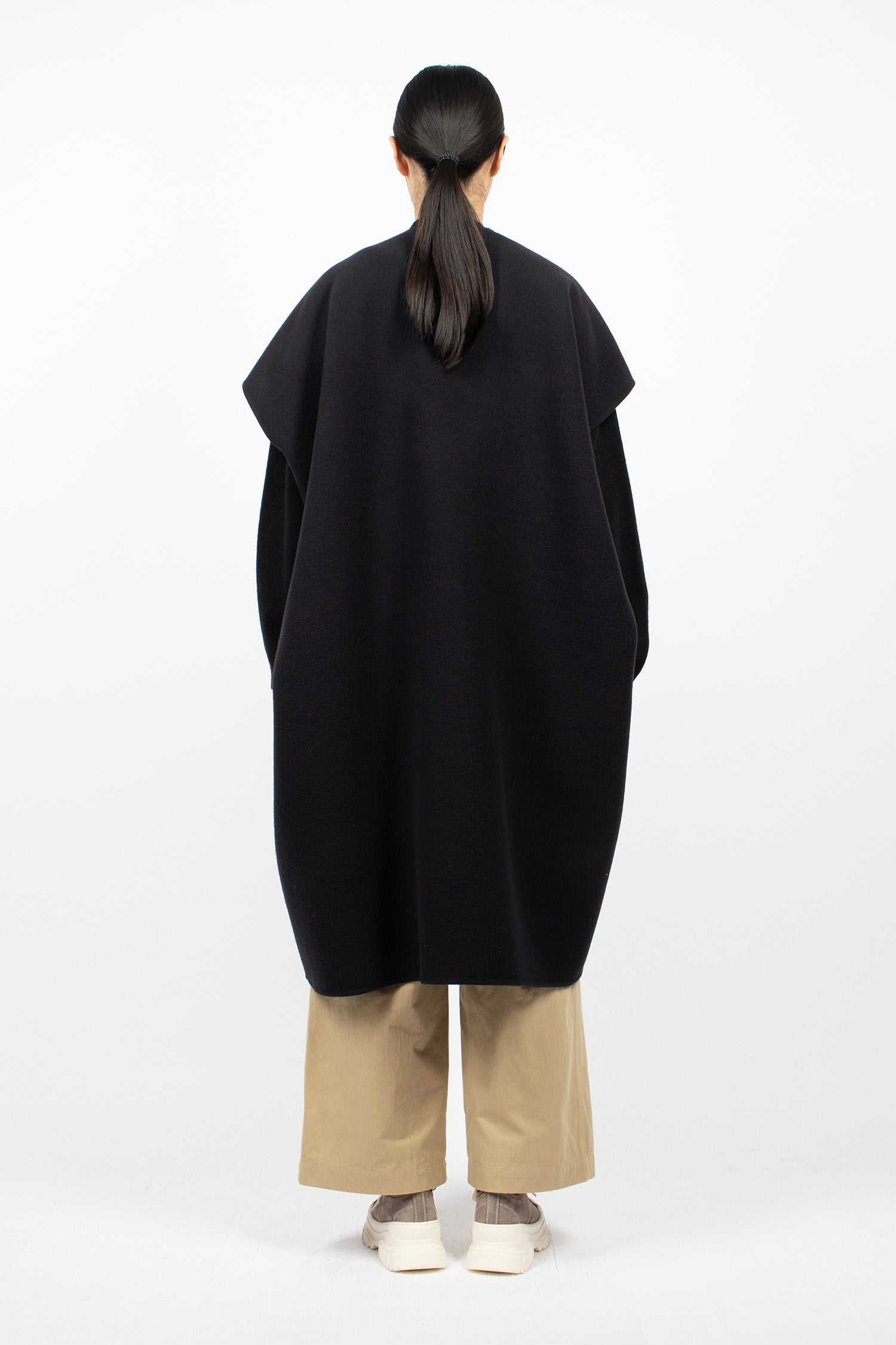 Ciovo Sleeveless Coat Midnight
