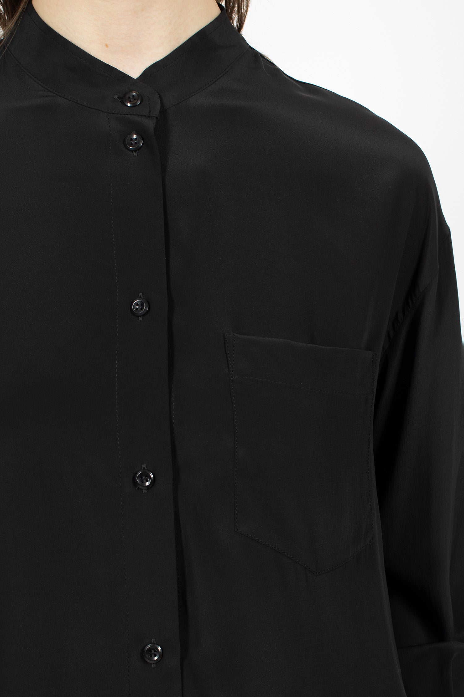 Collarless Elongated Cuff Shirt Black