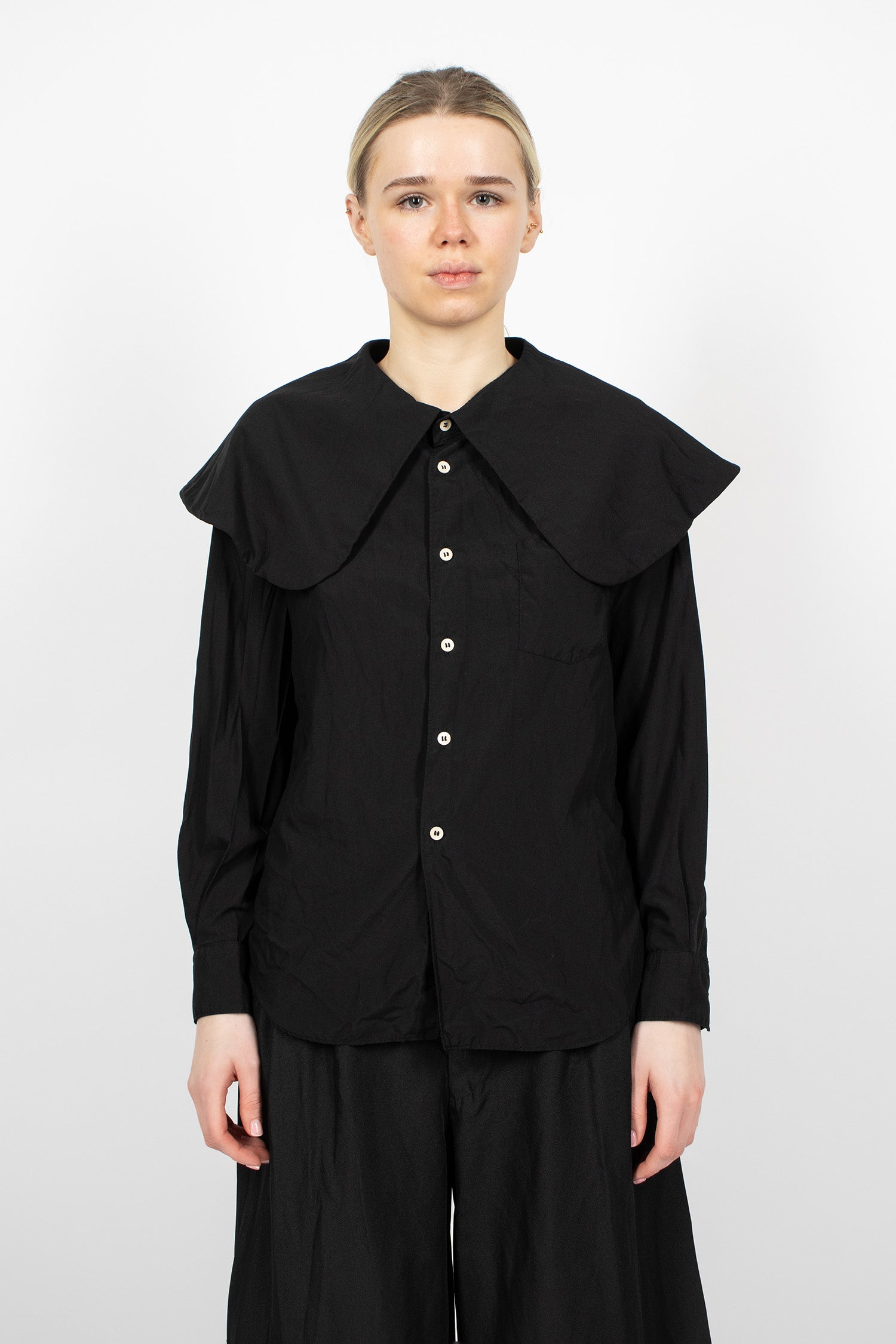 Peter Pan Collar Shirt Black