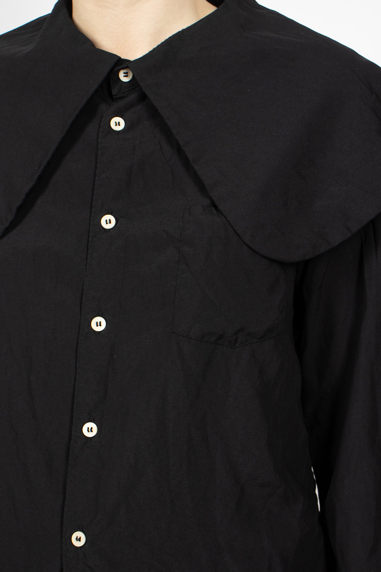Peter Pan Collar Shirt Black