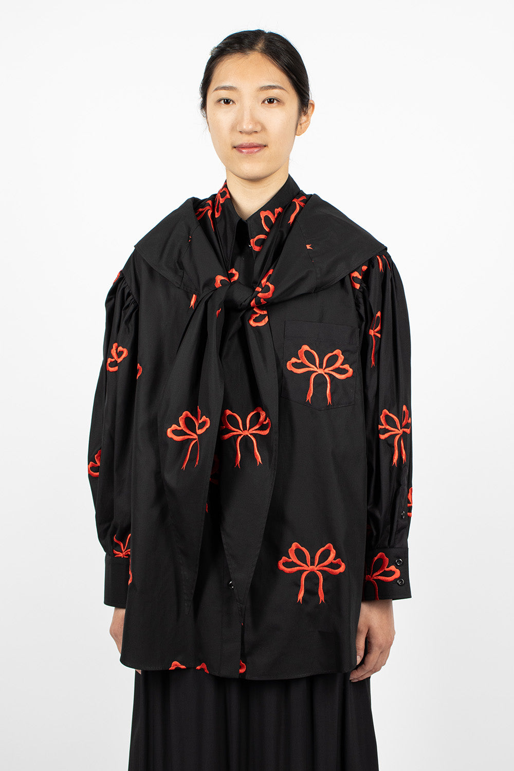 Bow Embroidered Shirt Black/Red