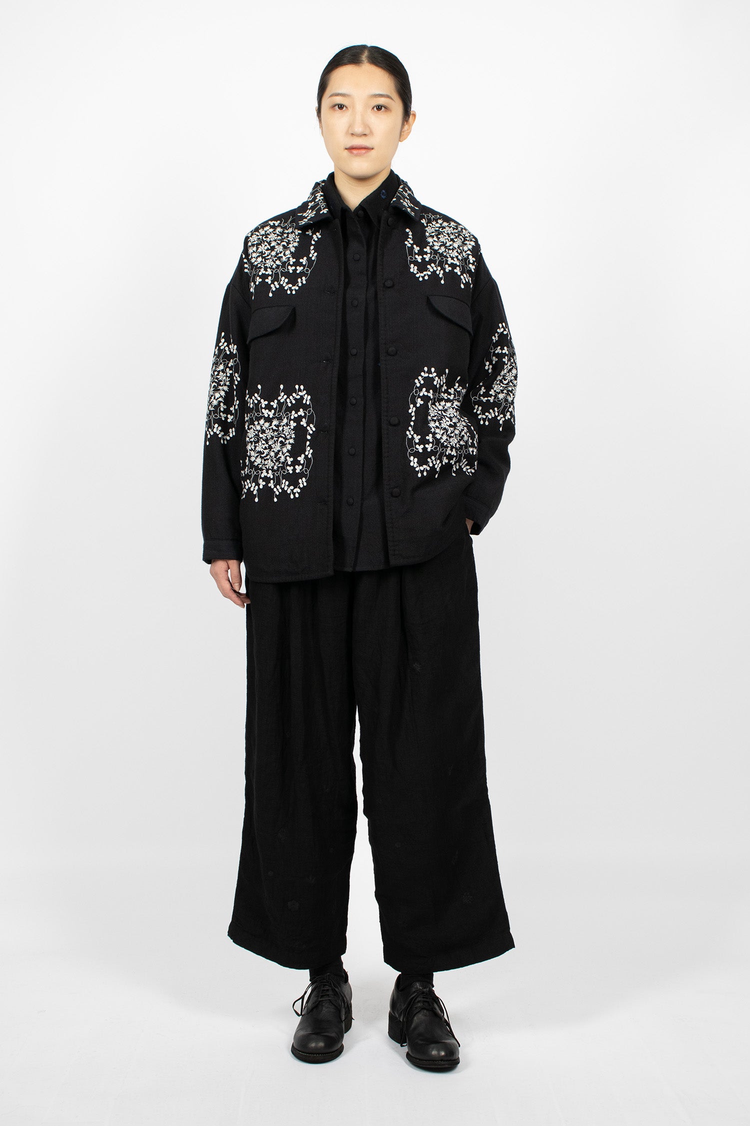 Padded Emblem Flower Embroidered Blouson Black Navy