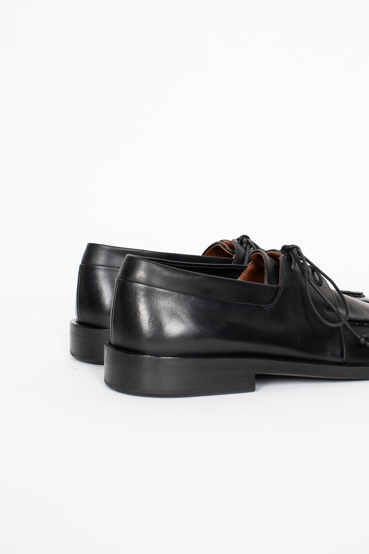 Mocasso Lace Up Loafer Black