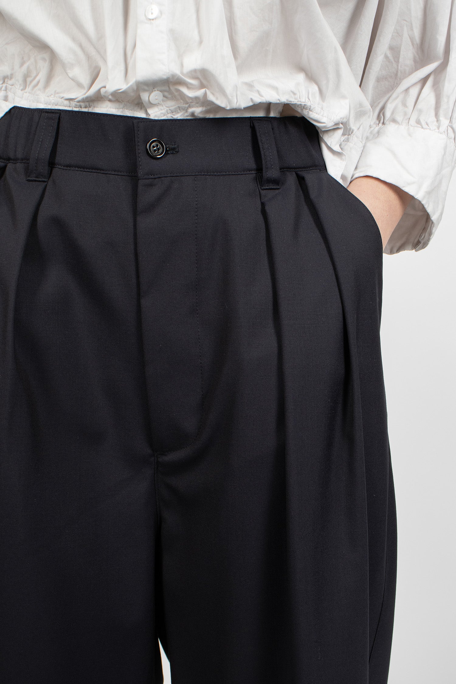 2 In-Pleat Baggy Wool Pants Dark Navy