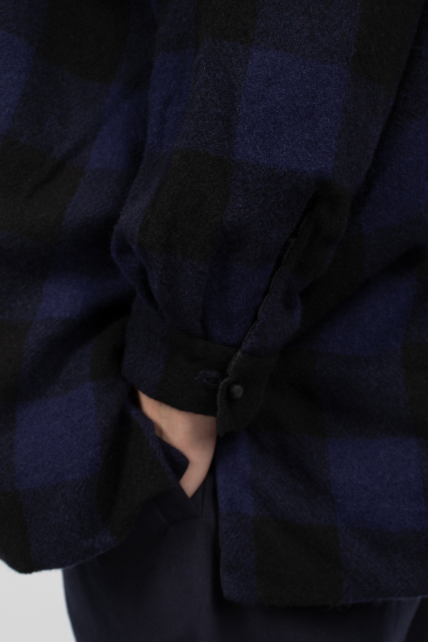 Reversible Cashmere Shirt Black/Stardust Blue