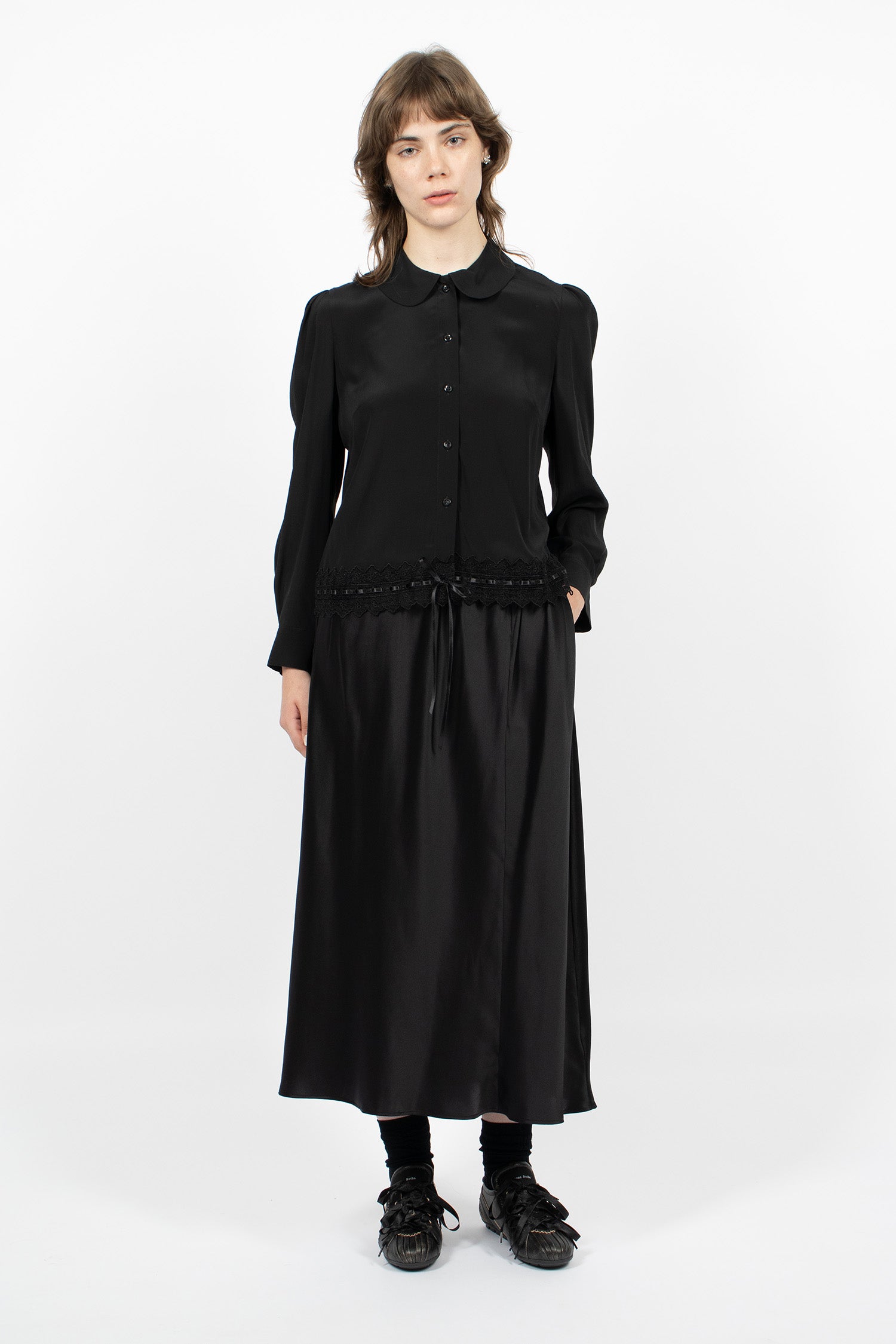 Cropped Ribbon Trim Round Collar Shirt Black