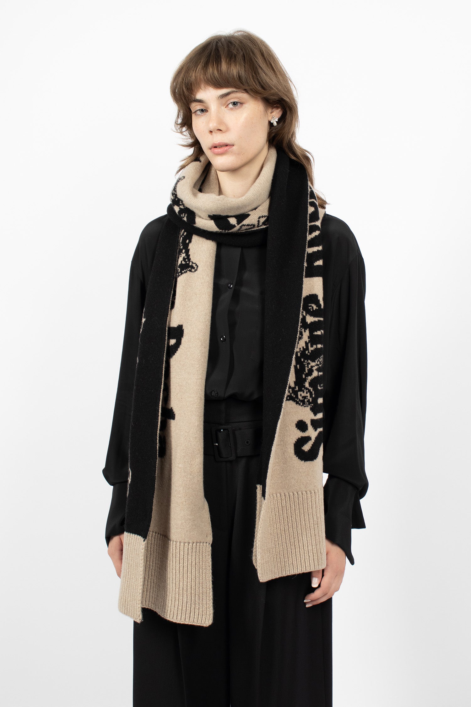 Long Graphic Logo Knit Scarf Oat/Black