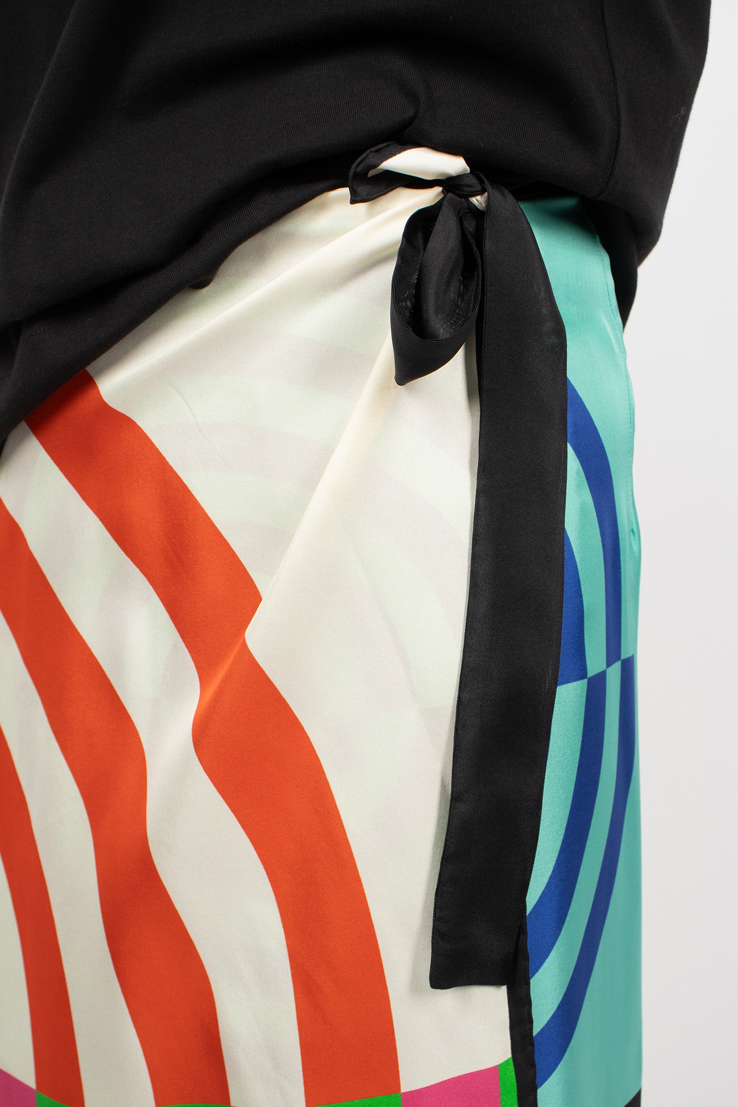 Long Wrap Scarf-Skirt Dessin C