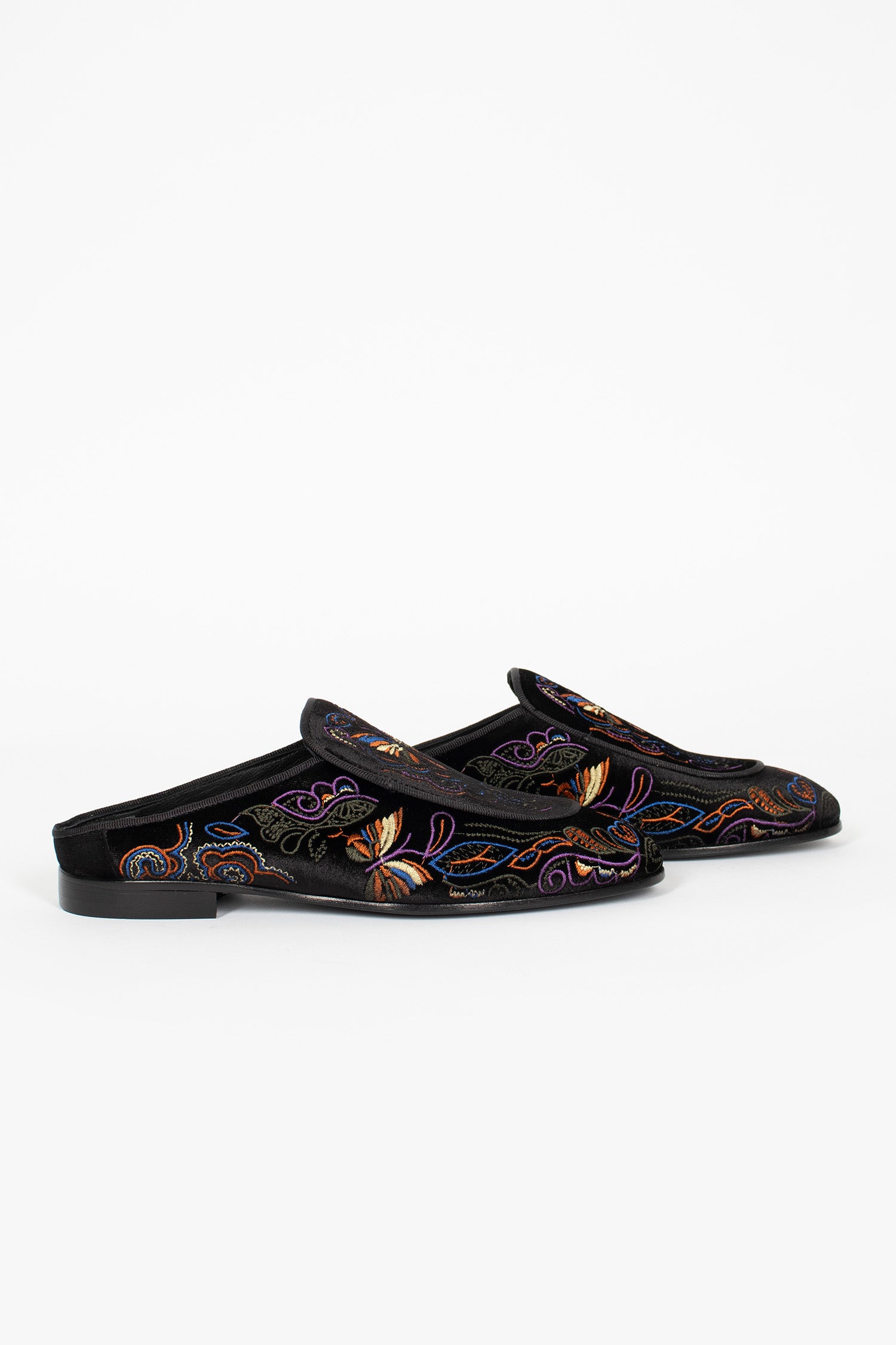 Velvet Mule Black/Papillon Embroidery