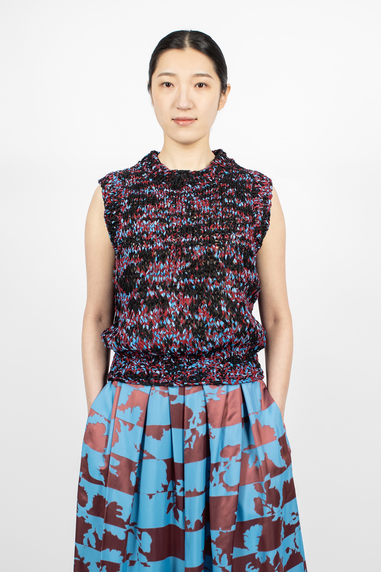 Sleeveless Hand-Knitted Cotton Sweater Burgundy