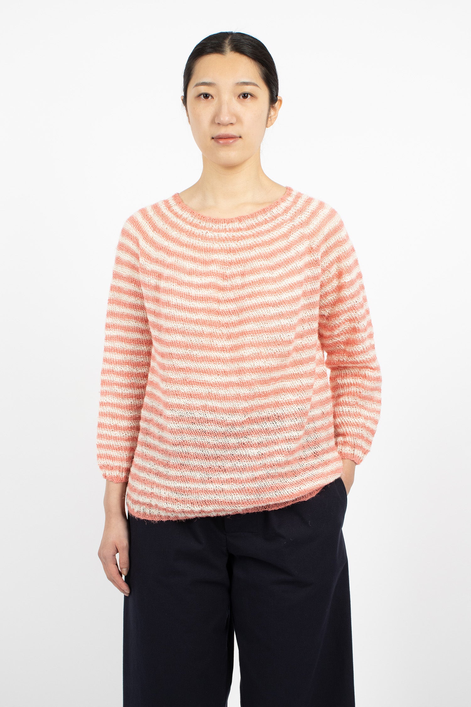 Hand-Knitted Crew Neck Sweater Pink/White