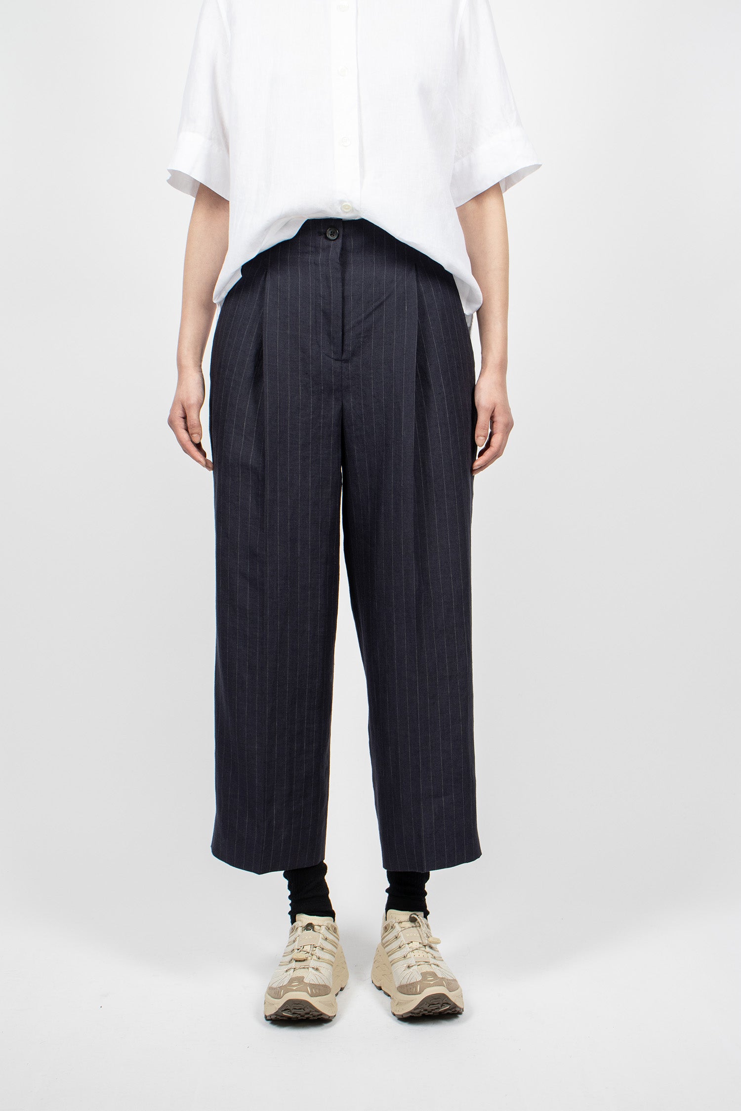 Pleated Front Cropped Trousers Navy/Grey