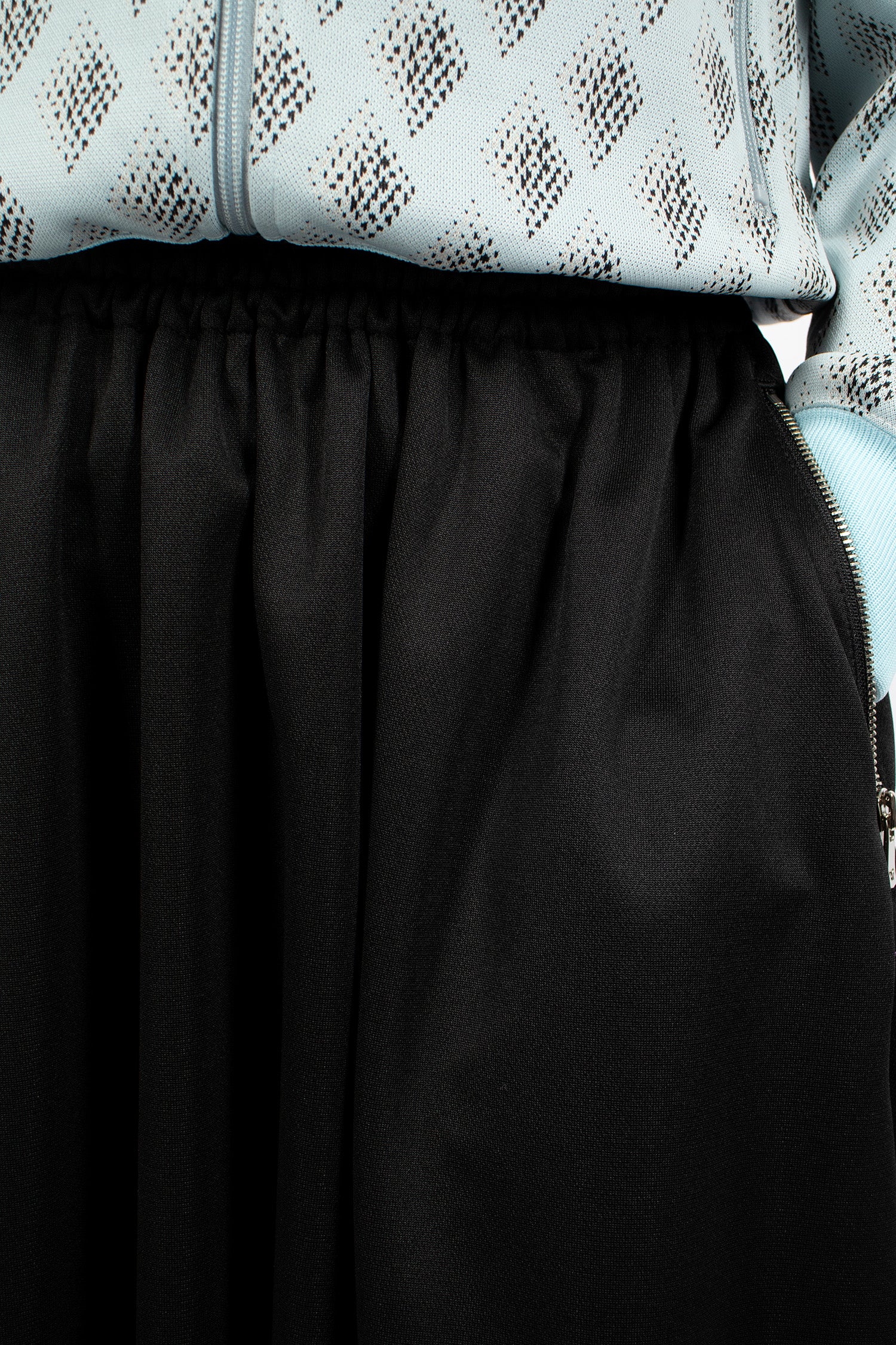 Balloon Track Skirt Black
