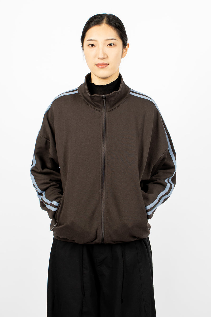 tracktop4_2b21cb27-ebaf-4bd6-