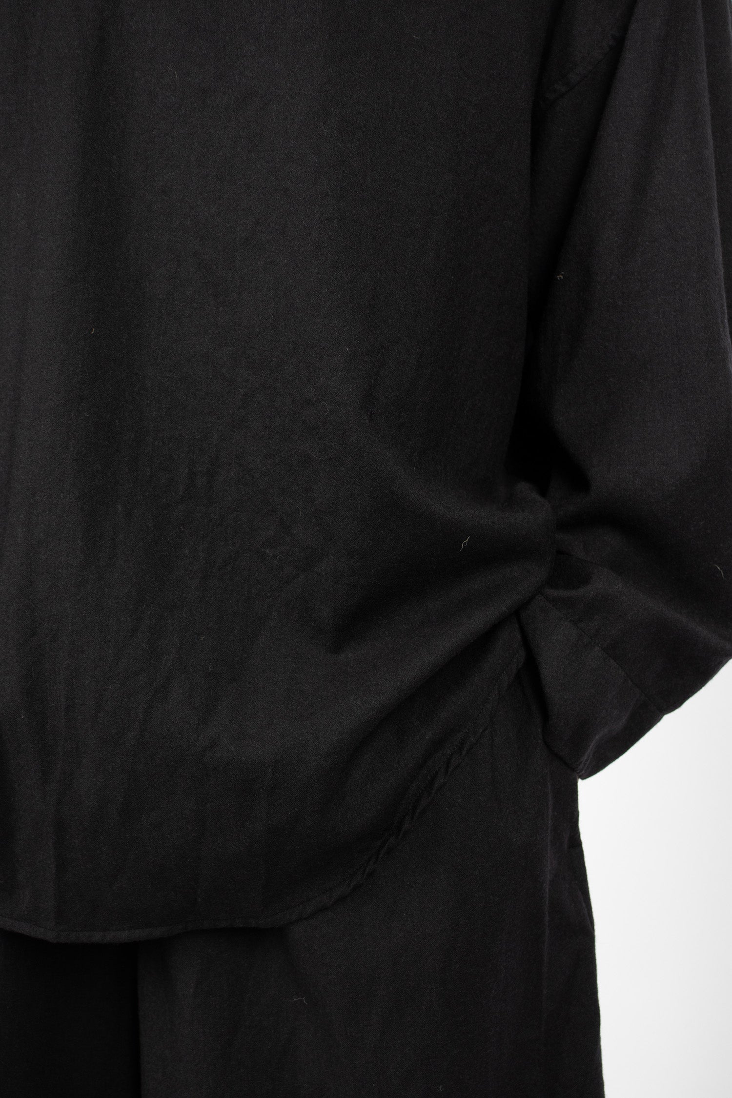 AXL Yusu Shirt Black