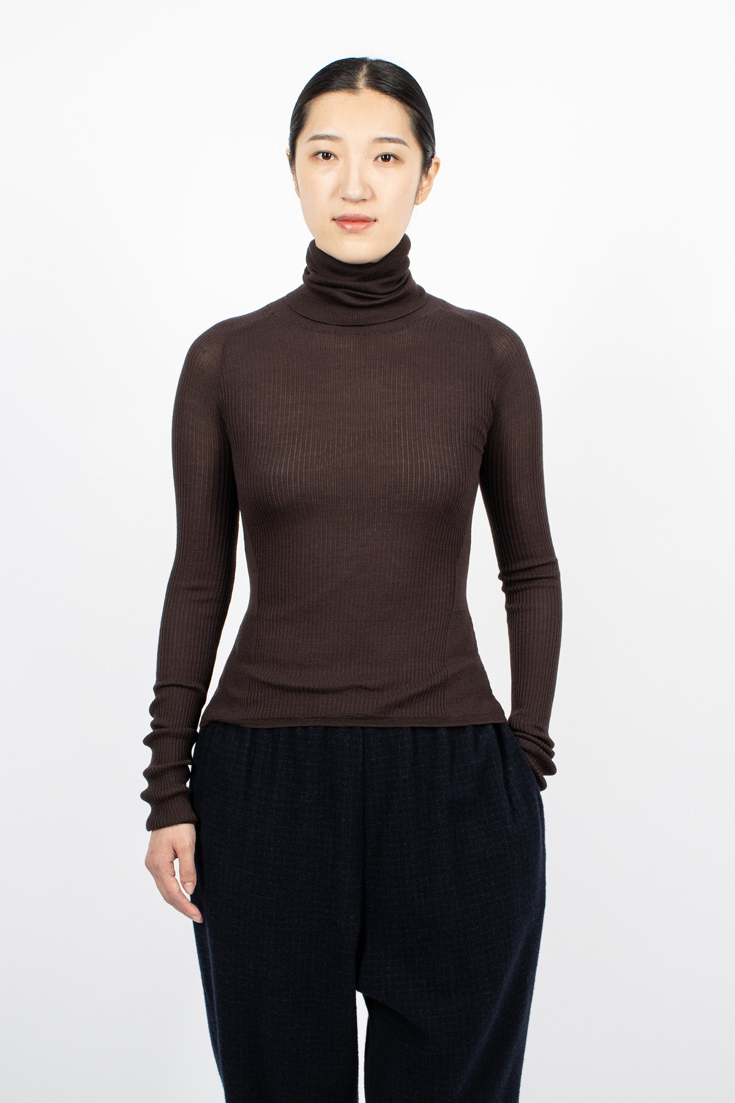 Ribbed Turtleneck Dark Brown