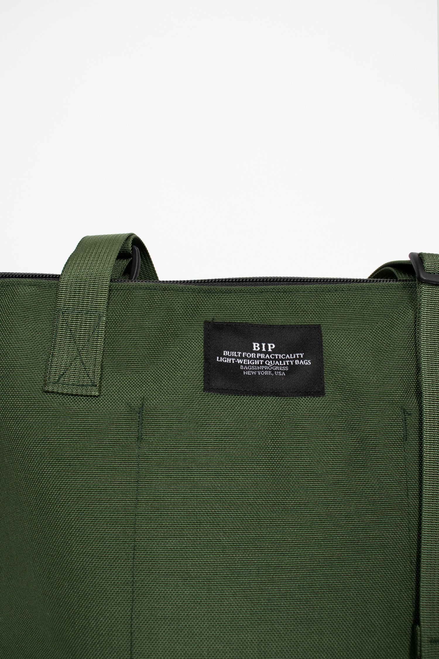 Small Traveler Duffle Olive