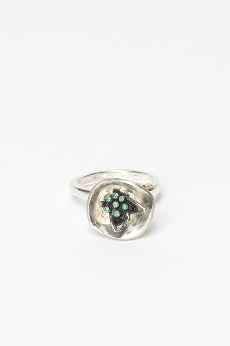 Mallow Emerald Ring