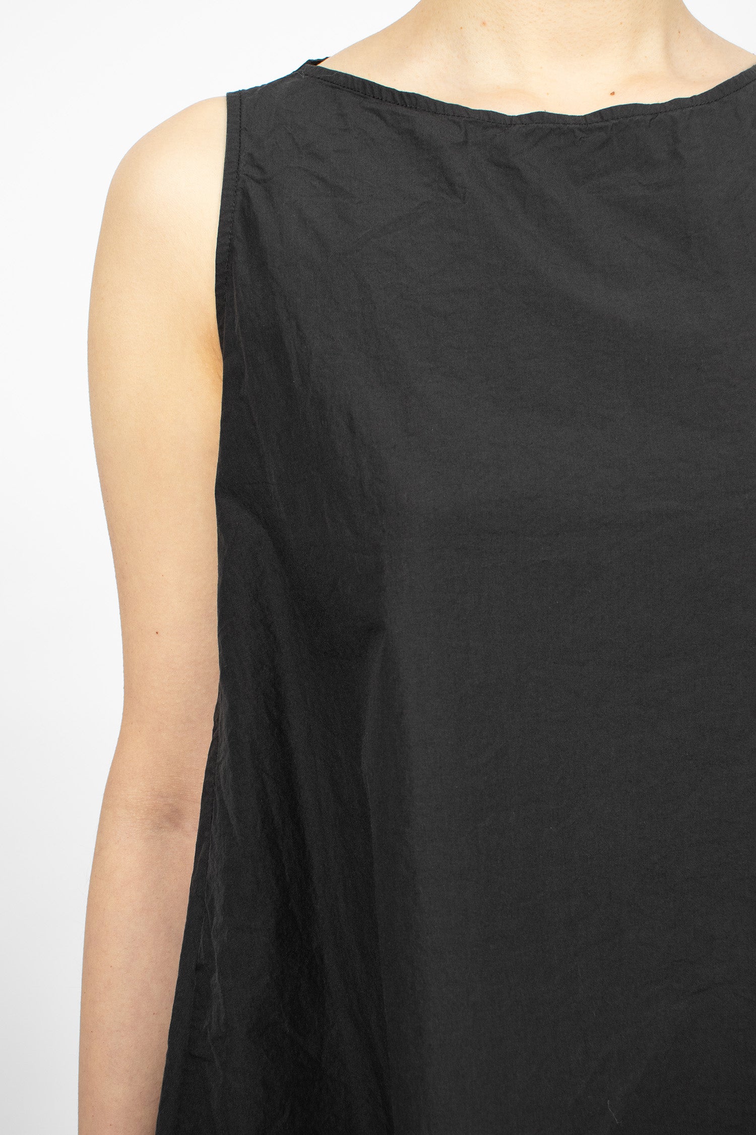 1654 Sleeveless Top TC Black