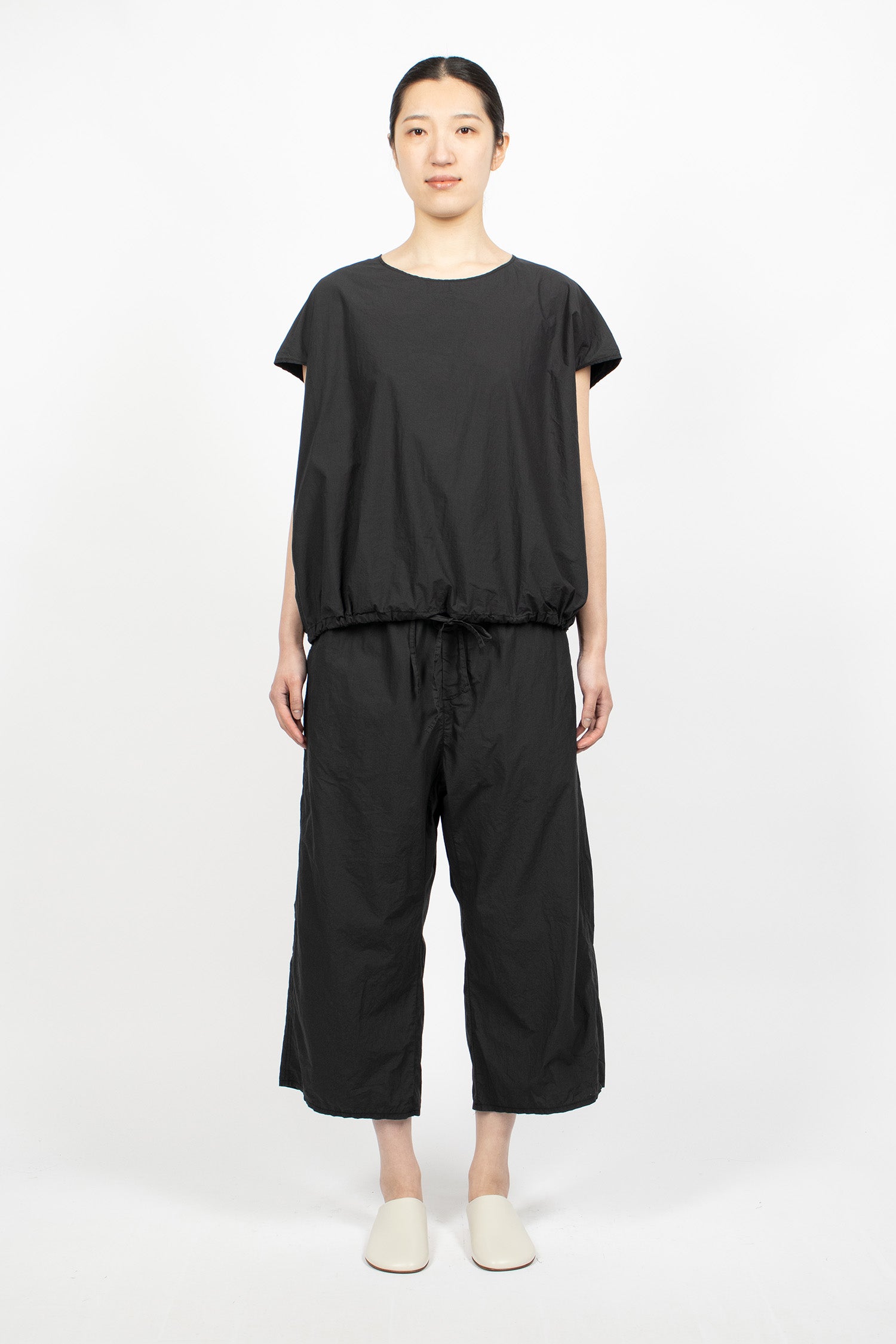 23_178 Wide&Short Trousers TC Black