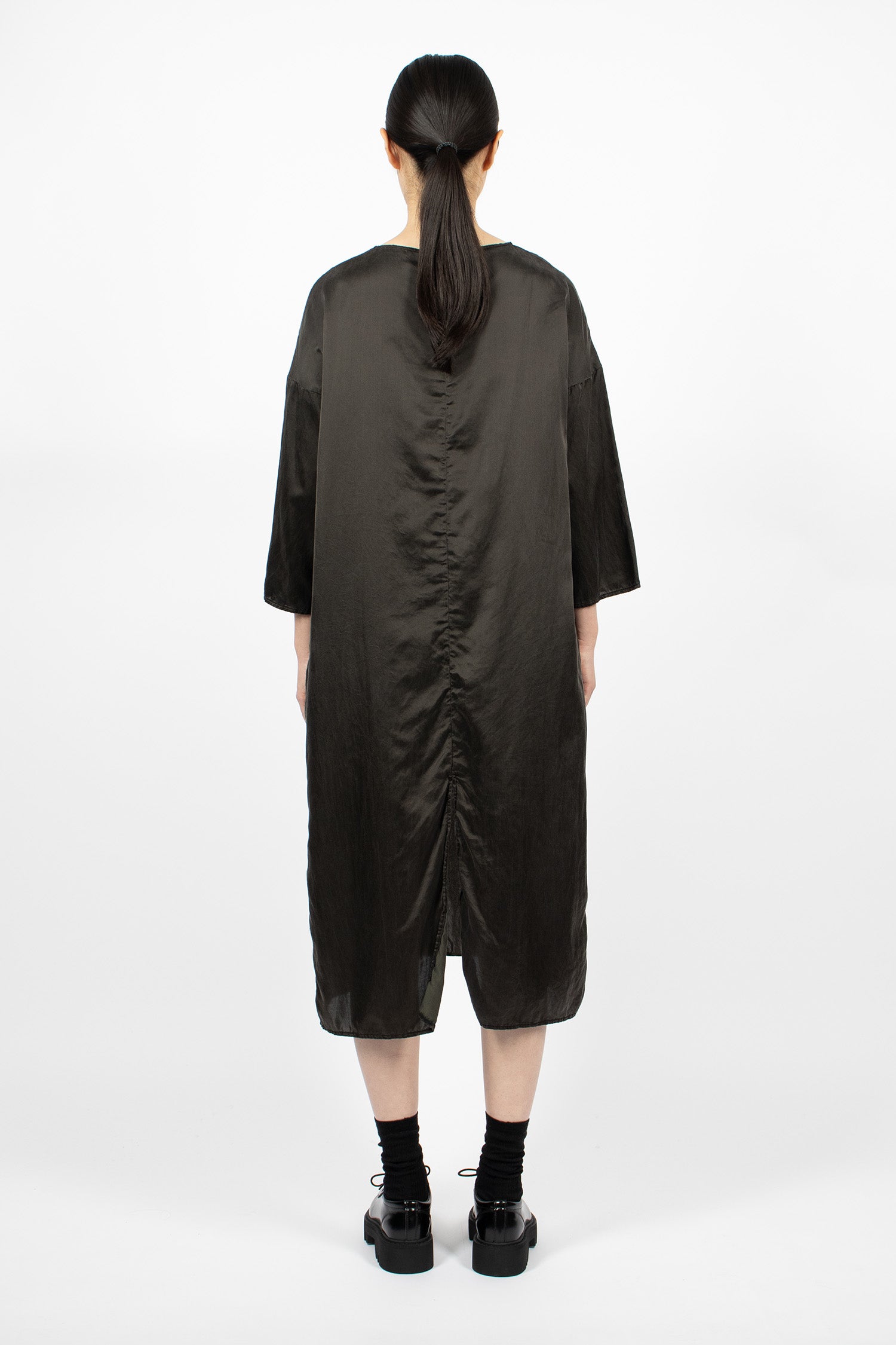 31_229 Simple Silk Dress Brown