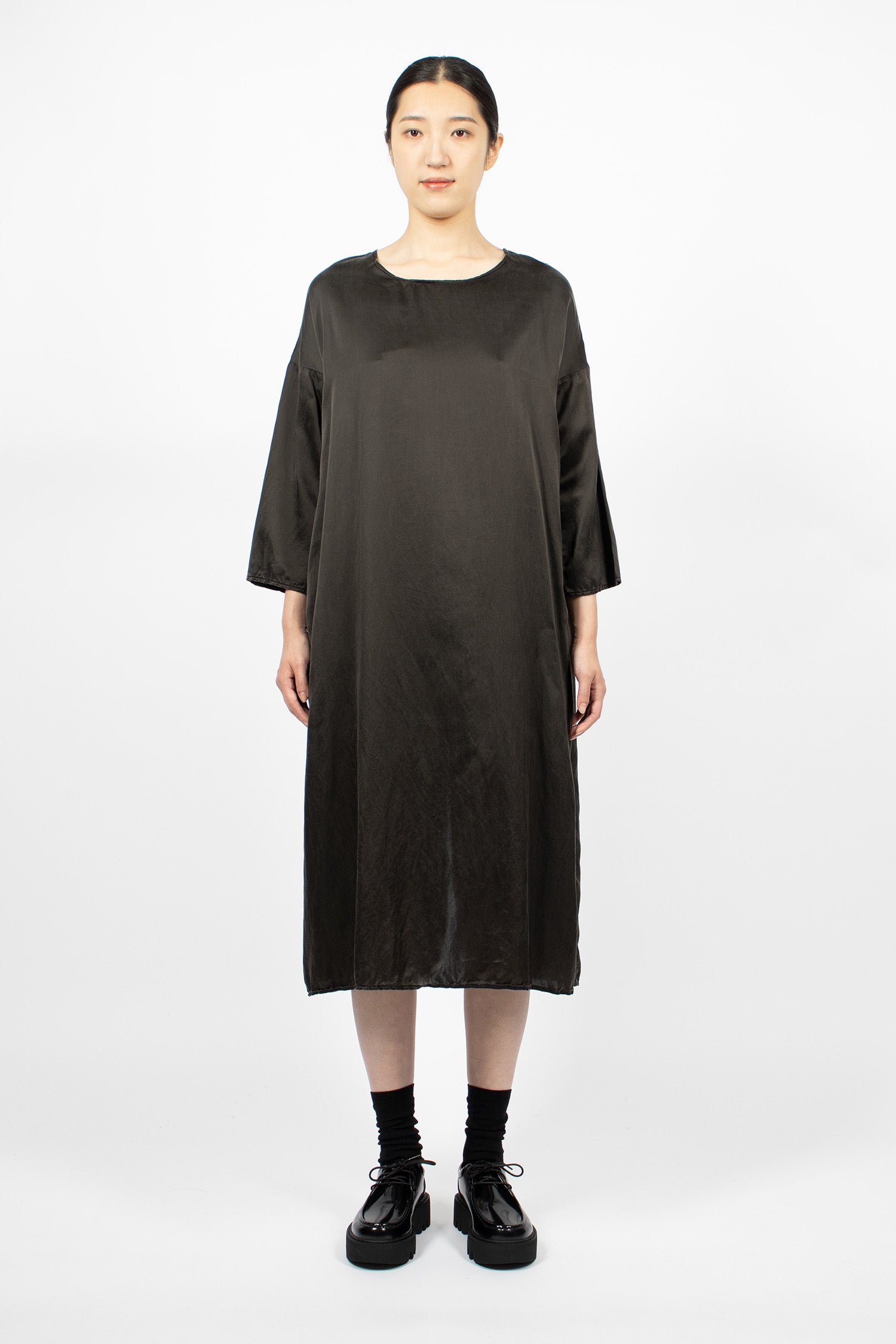 31_229 Simple Silk Dress Brown