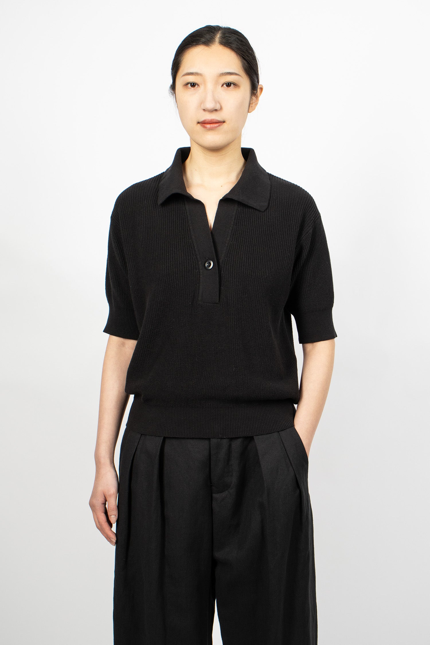 Single Button Polo Black