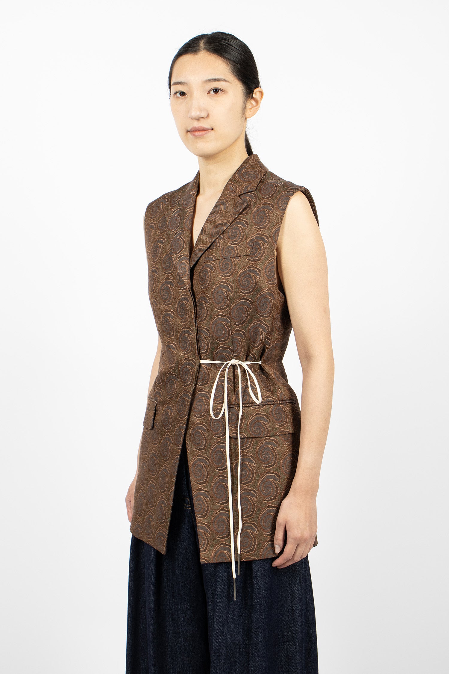 Jacquard Sleeveless Blazer Bottle