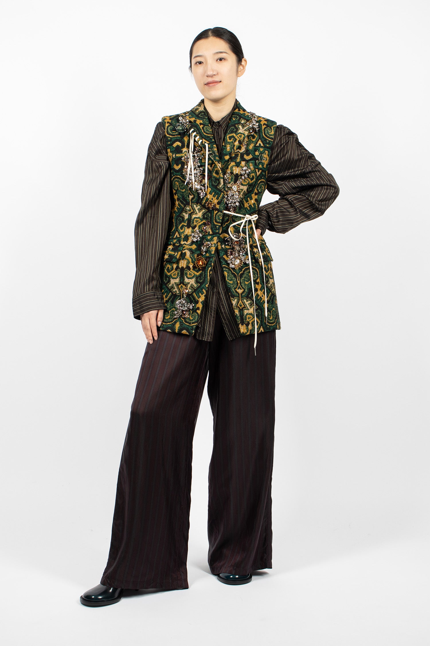 Embellished Sleeveless Blazer Bottle