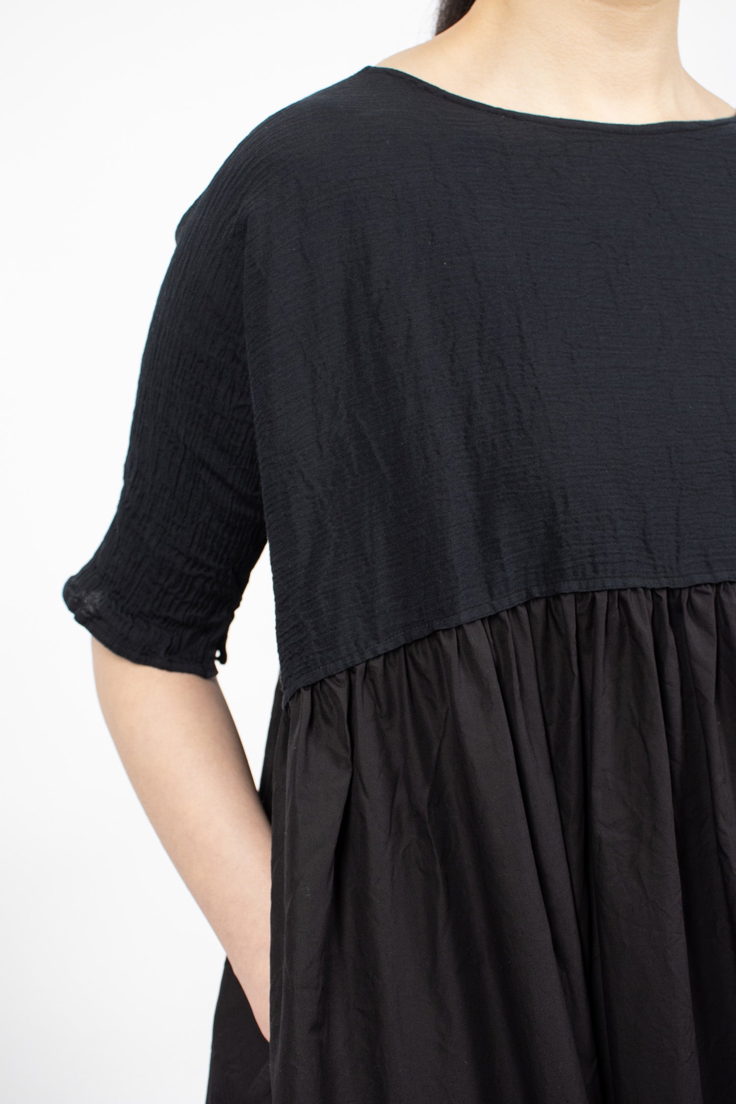 Ama Dress Black