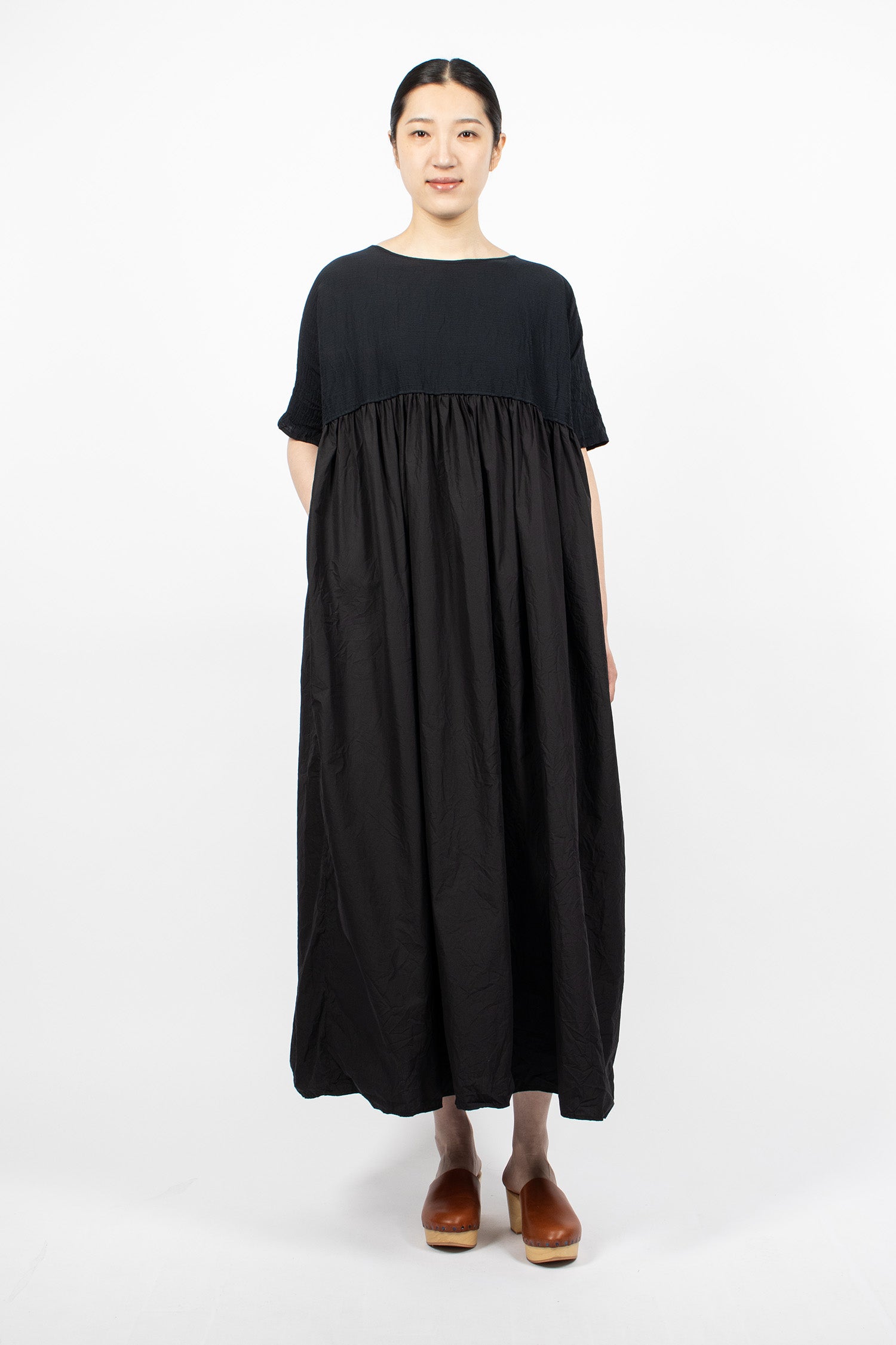 Ama Dress Black