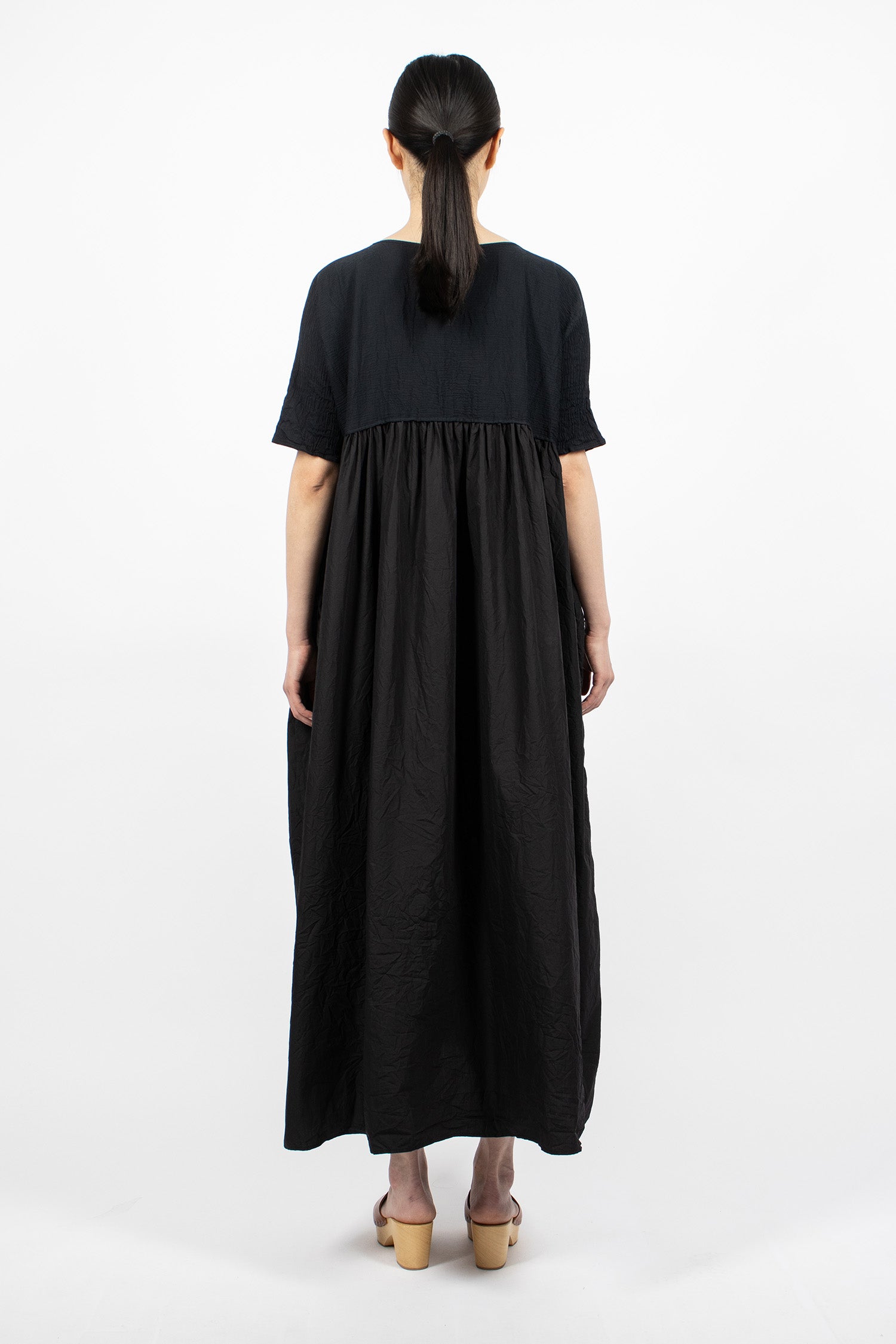 Ama Dress Black