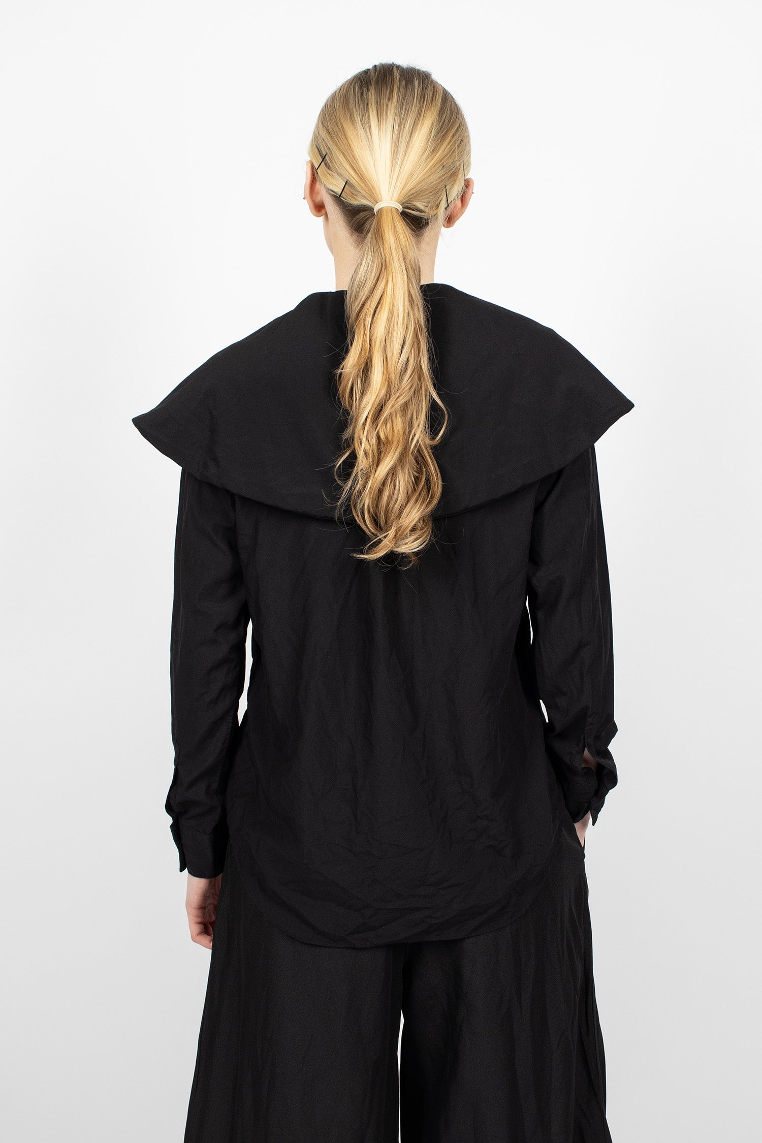 Peter Pan Collar Shirt Black