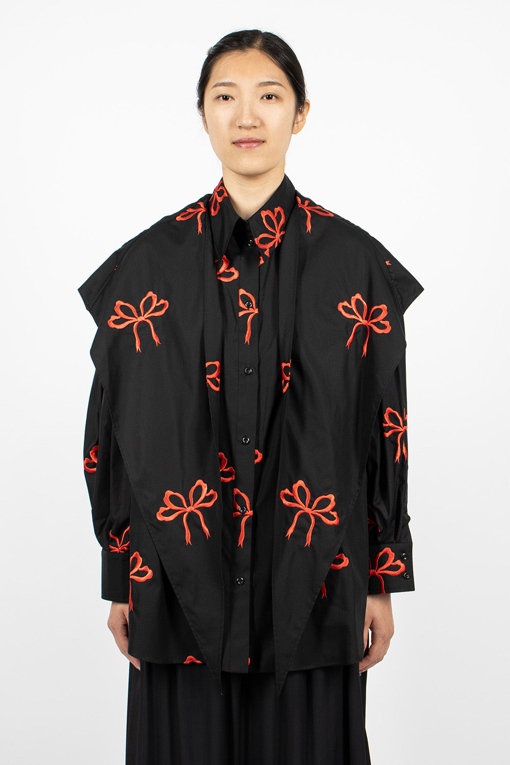 Bow Embroidered Shirt Black/Red