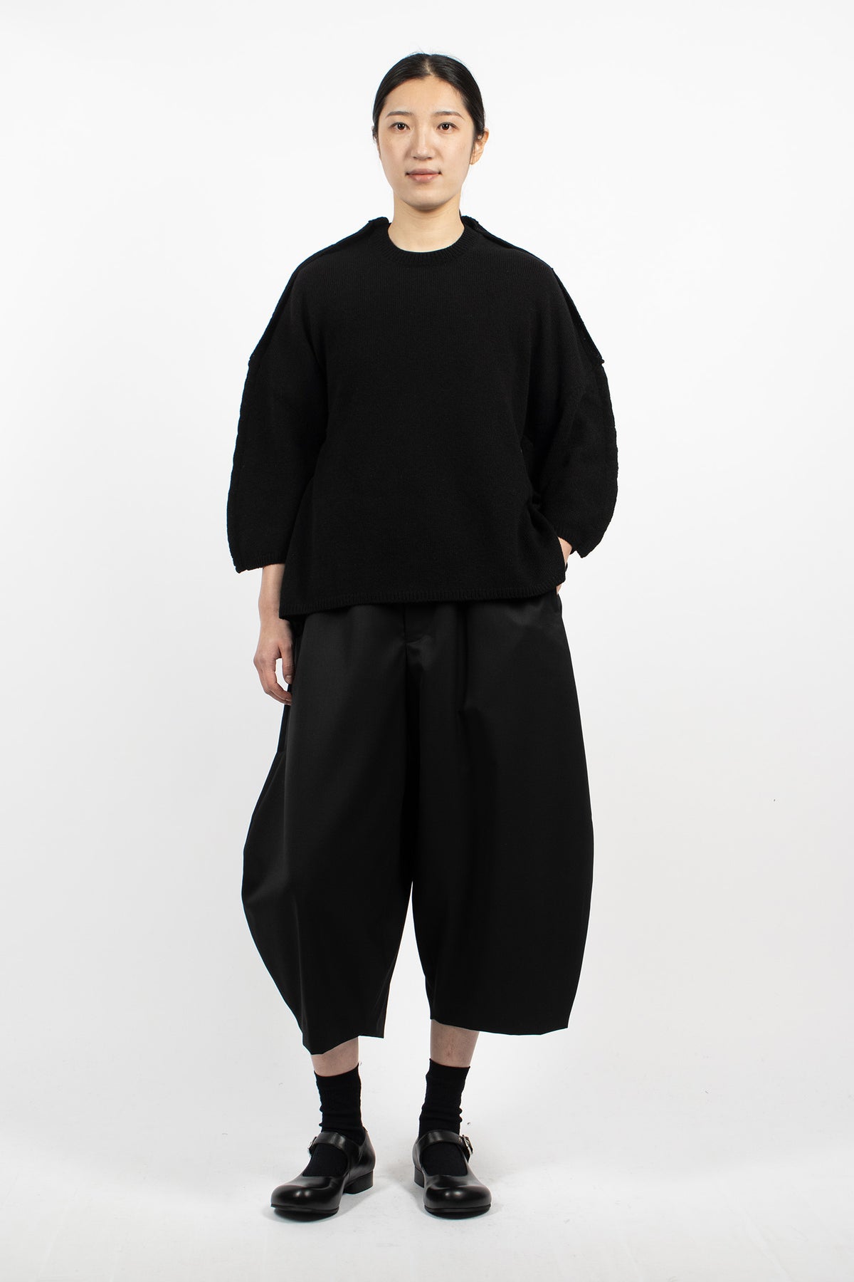 Curved Seam Jumper Black