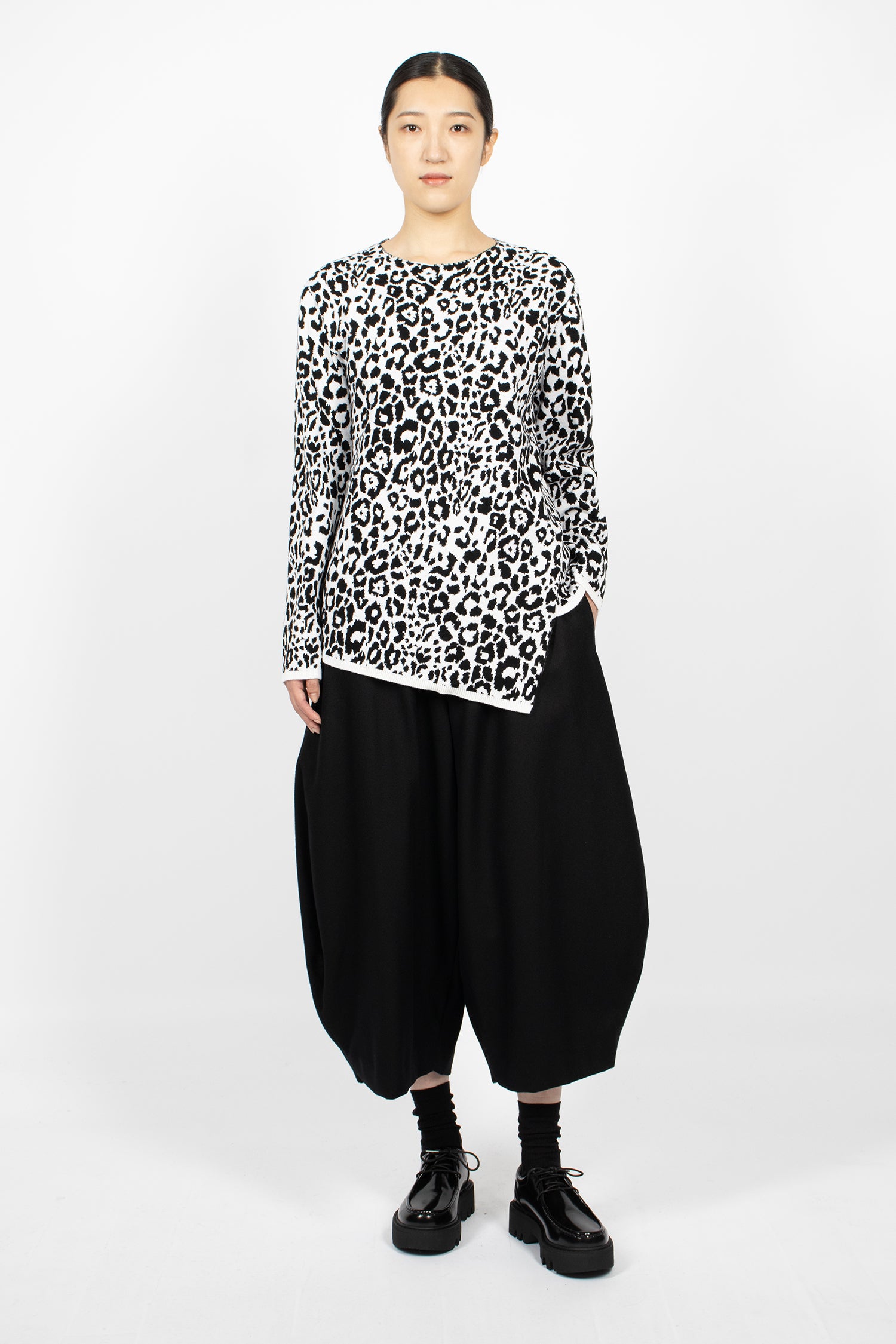Leopard Knit Sweater White/Black