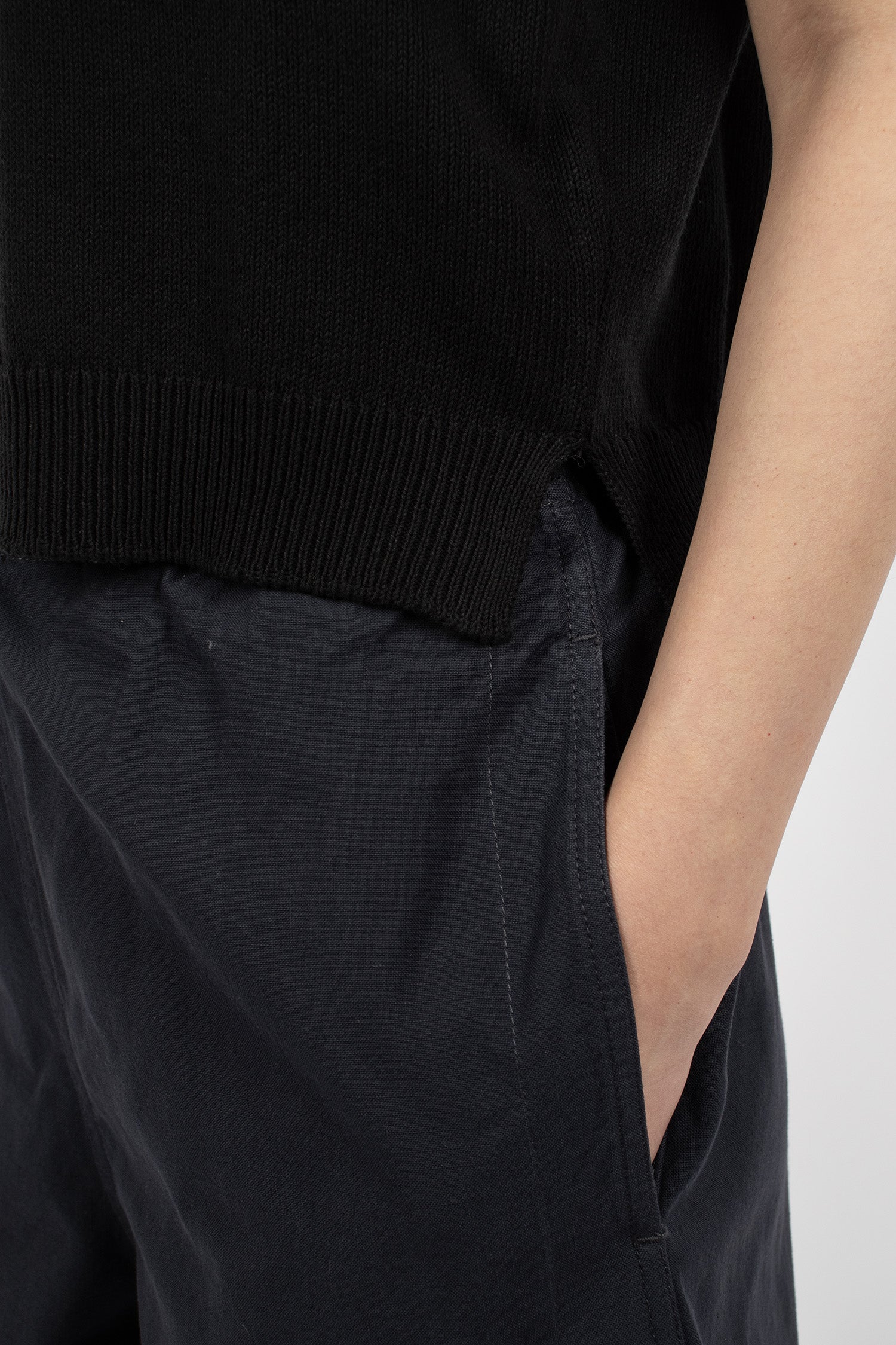 Knitted Tank Top Off-Black