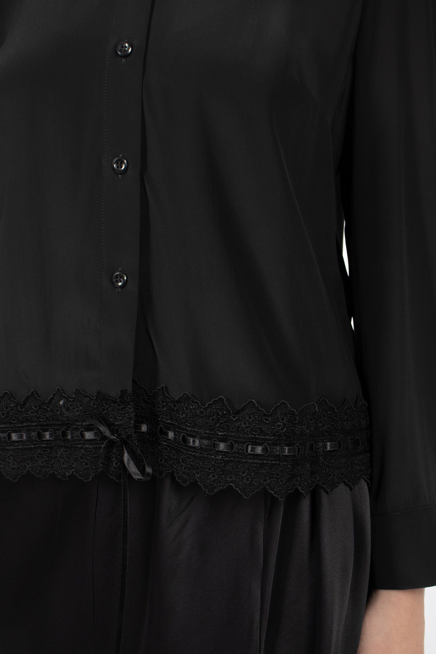 Cropped Ribbon Trim Round Collar Shirt Black