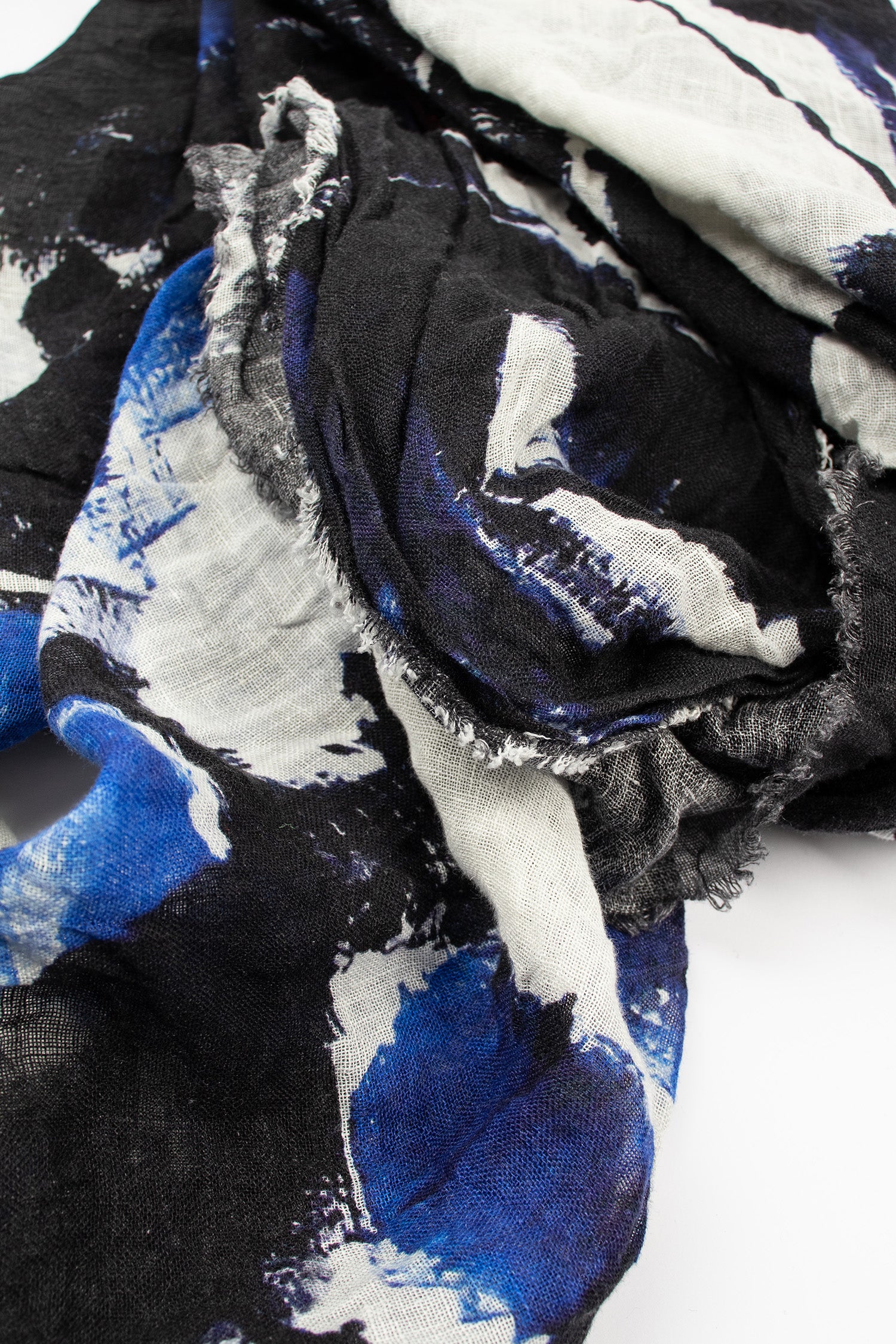 Washed Shawl Isole Drawing