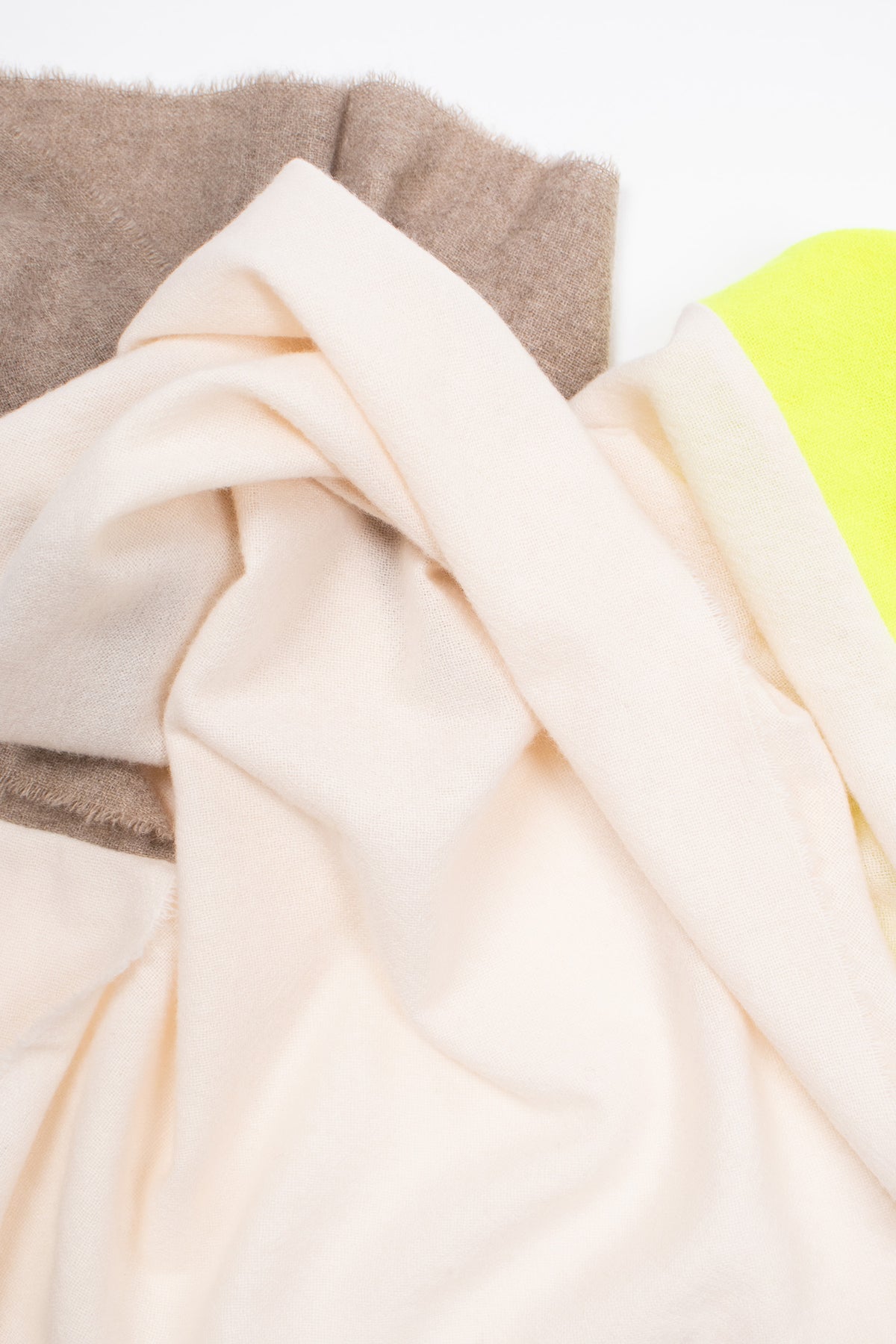 1/2 Cashmere Shawl Colour Mix