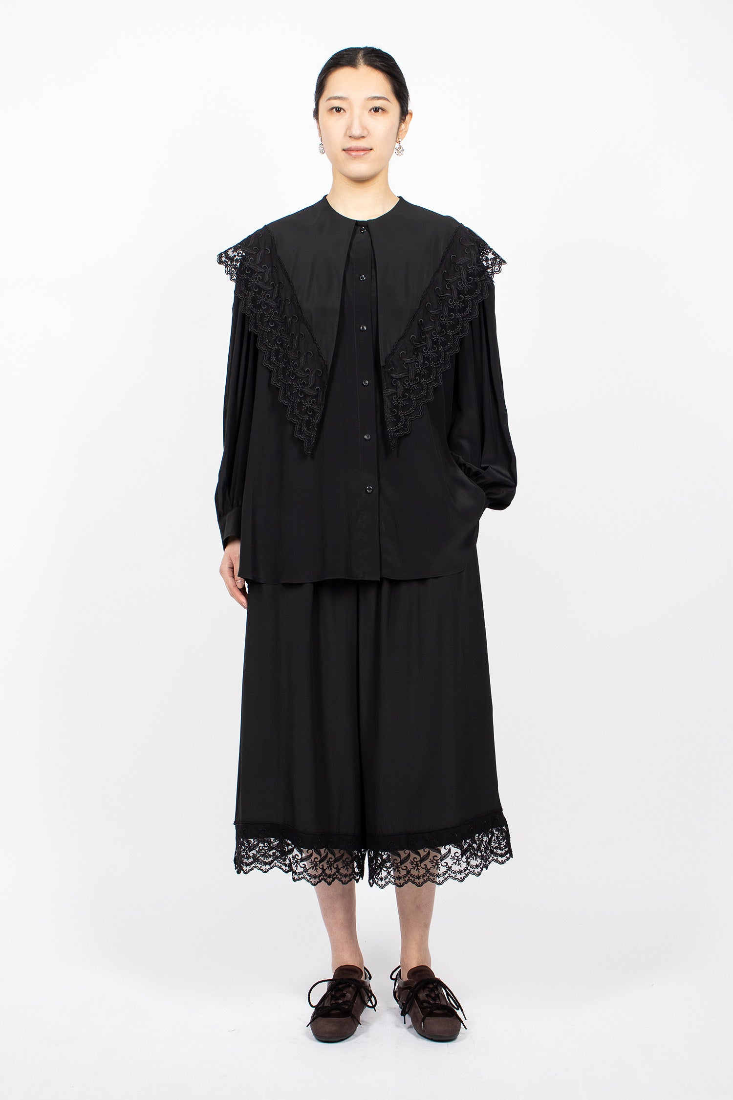 Pointed Collar Lace Trim Shirt Black