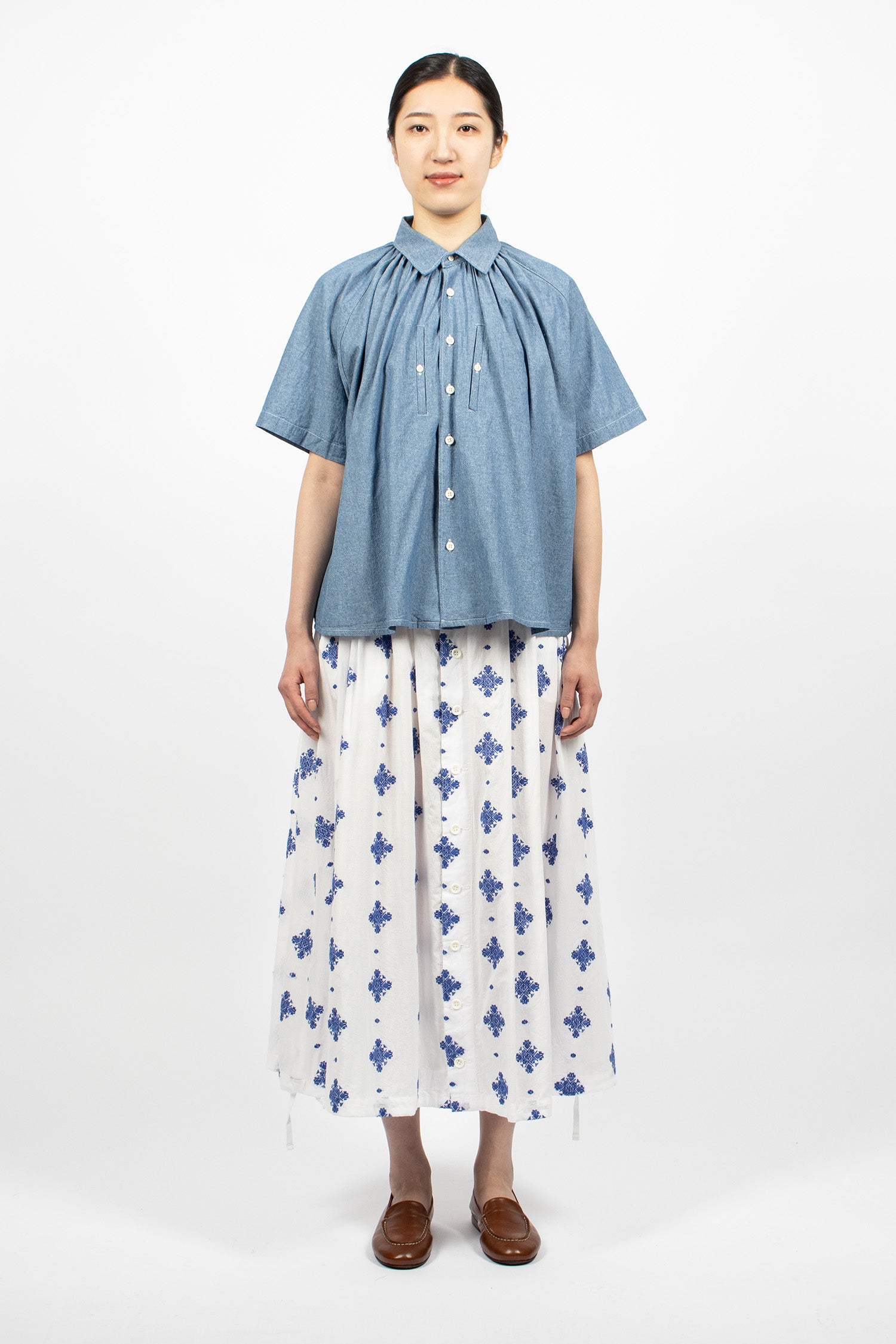 Gathered Skirt White/Crest Embroidery