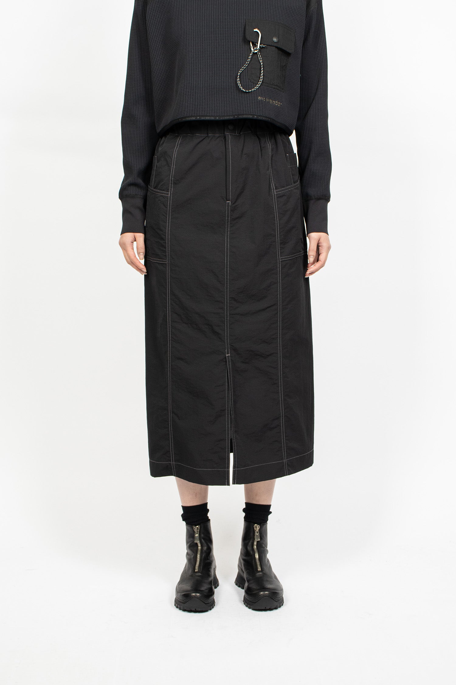 Crinkled Nylon Skirt Black